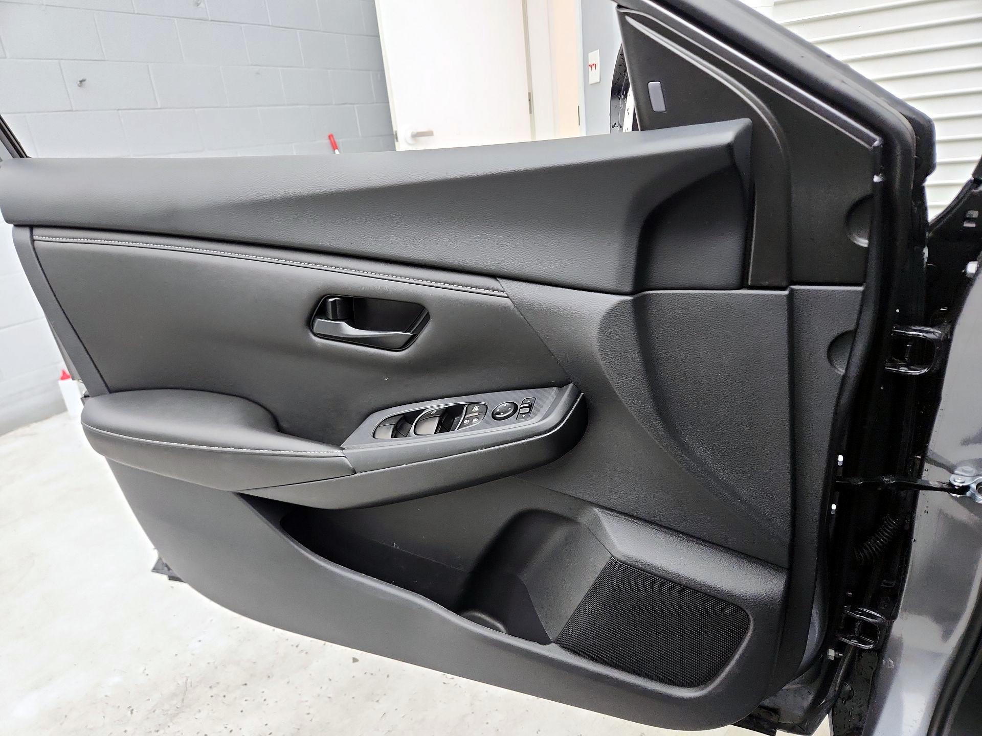 Thumbnail: 2025 Nissan Sentra - 12