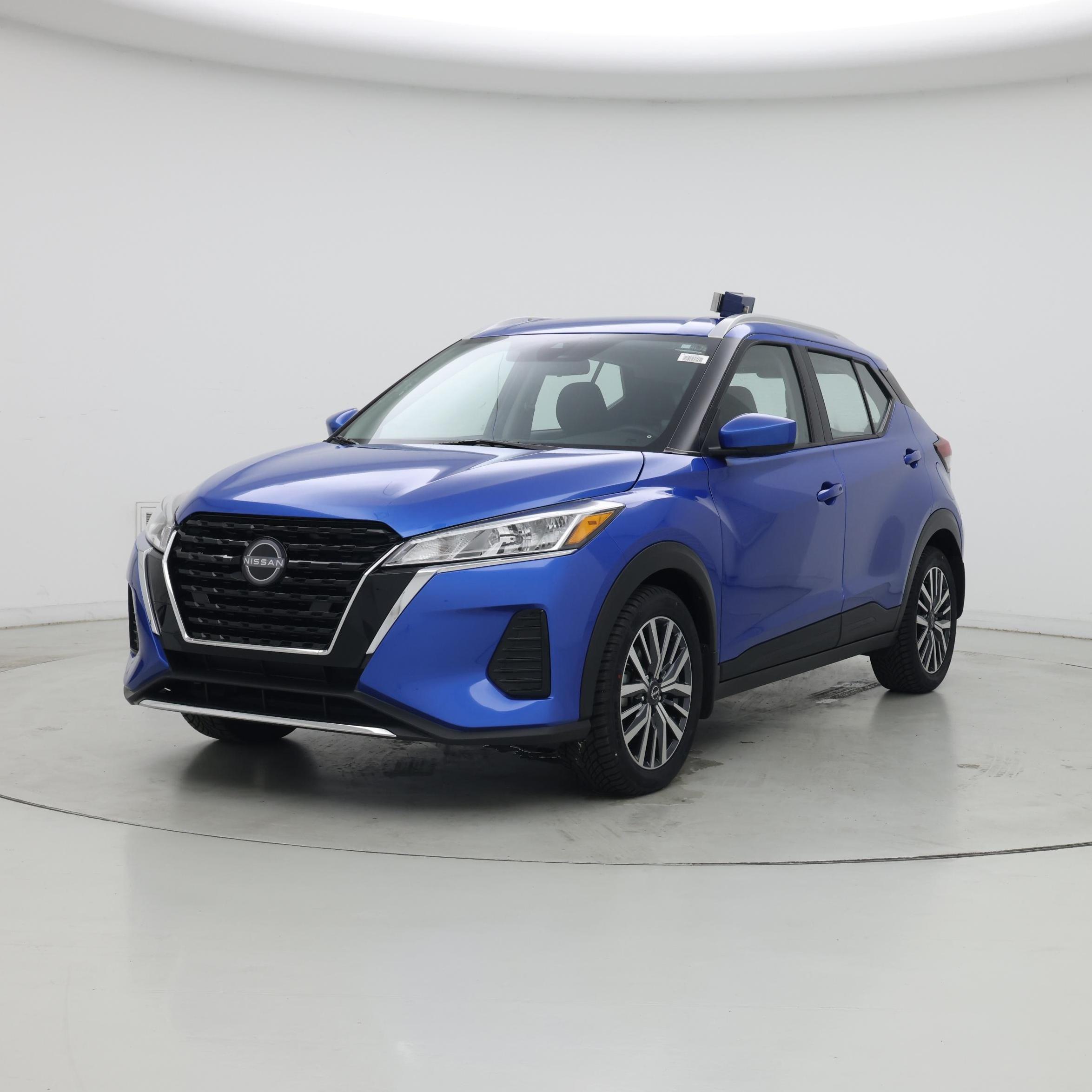 Thumbnail: 2023 Nissan Kicks - 4