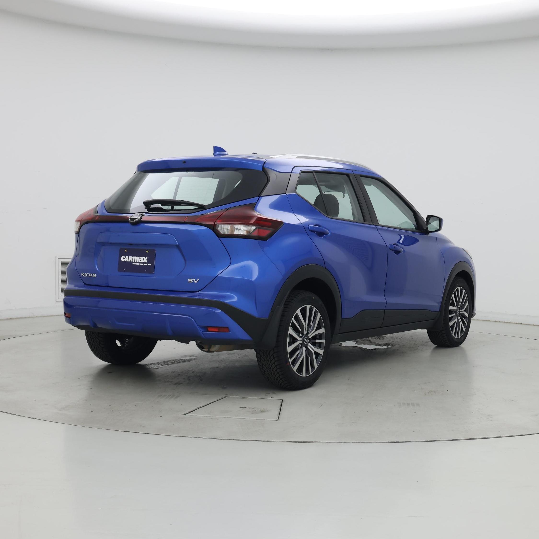 Thumbnail: 2023 Nissan Kicks - 8