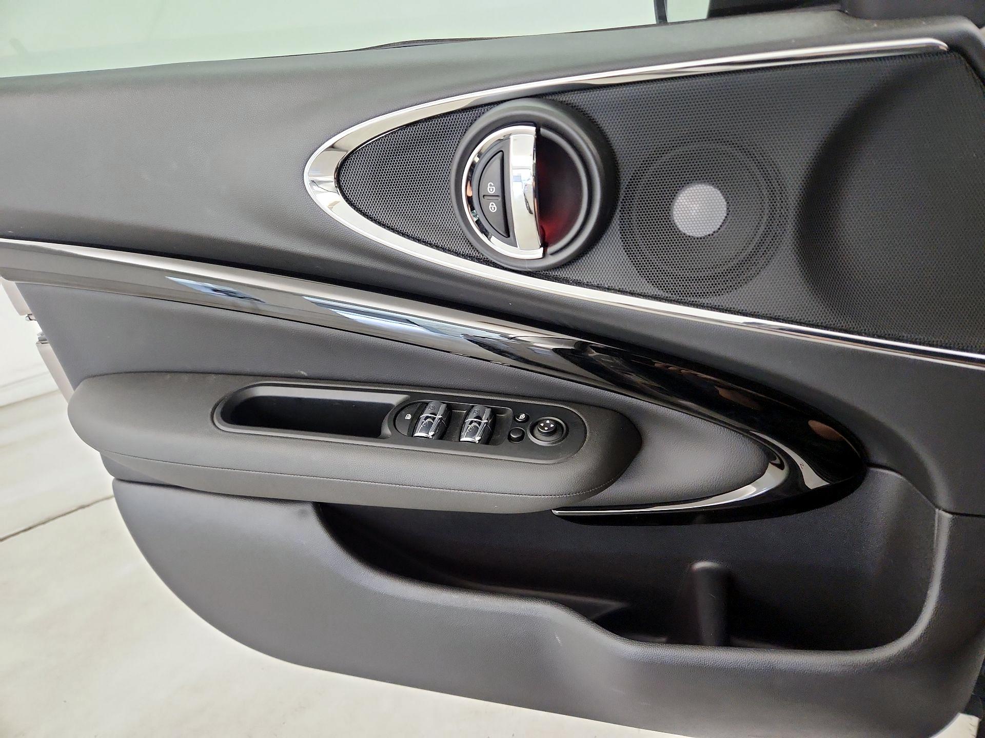 Thumbnail: 2022 MINI Cooper Clubman - 12