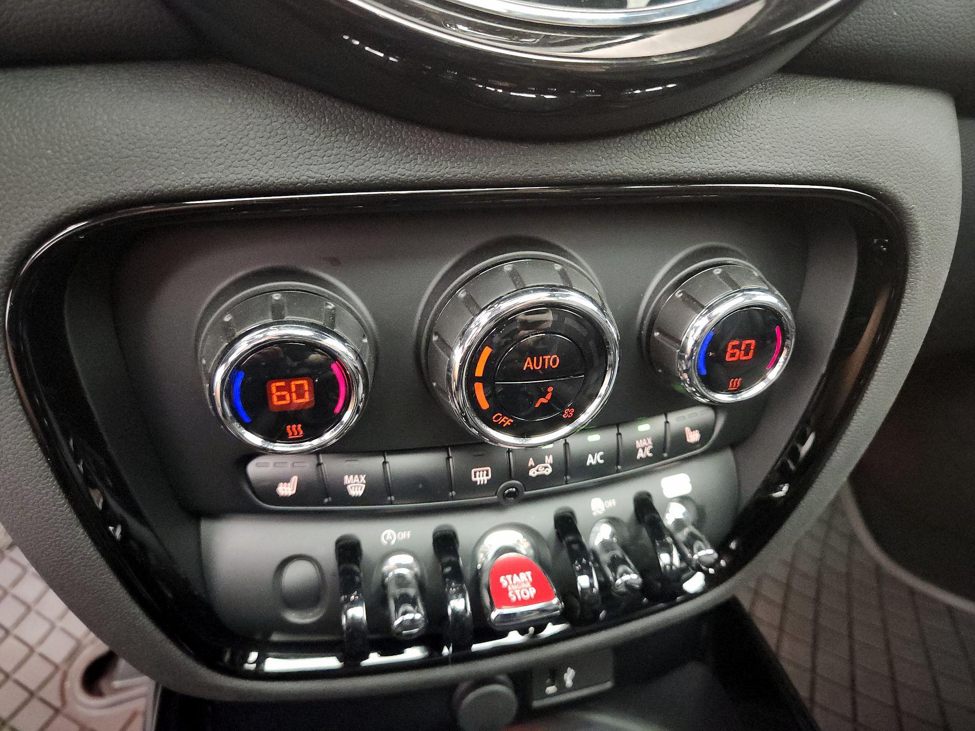 Thumbnail: 2022 MINI Cooper Clubman - 17