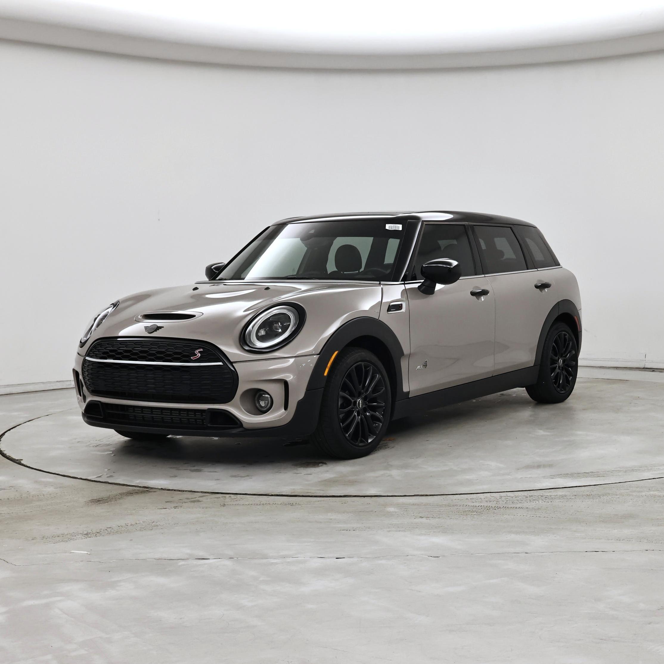 Thumbnail: 2022 MINI Cooper Clubman - 4