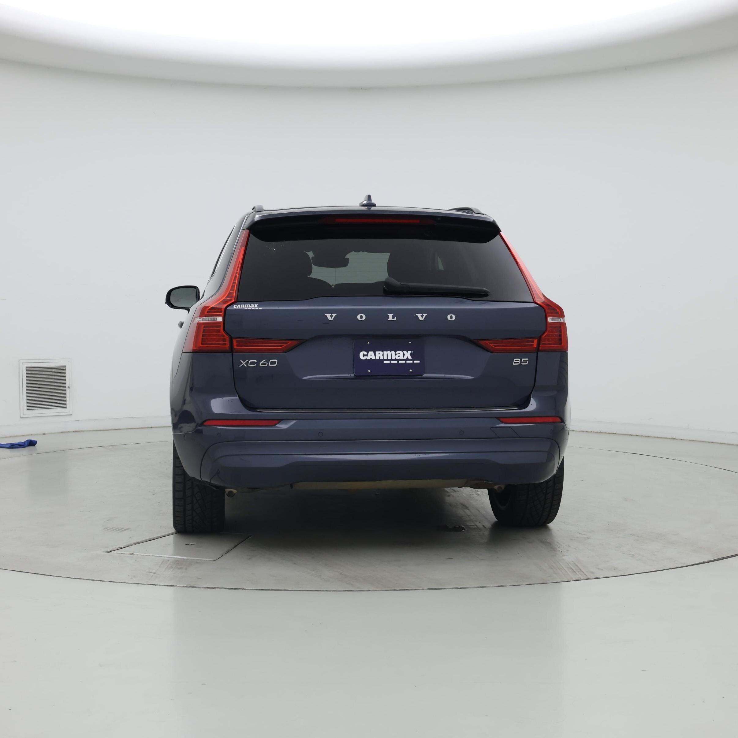 Thumbnail: 2022 Volvo XC60 - 6