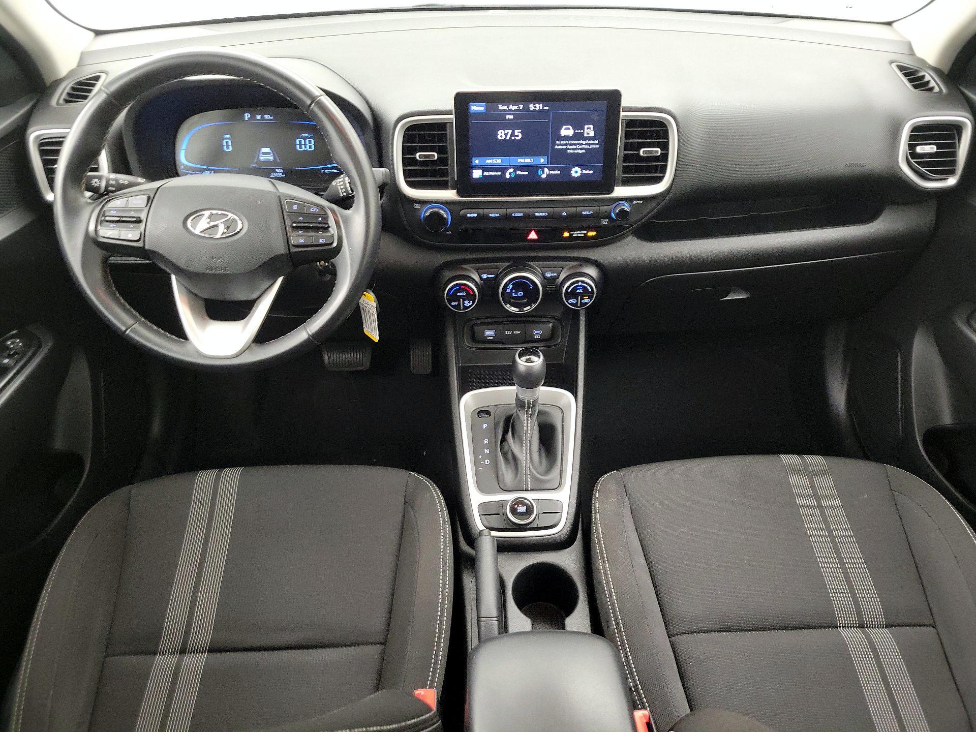 Thumbnail: 2023 Hyundai Venue - 9