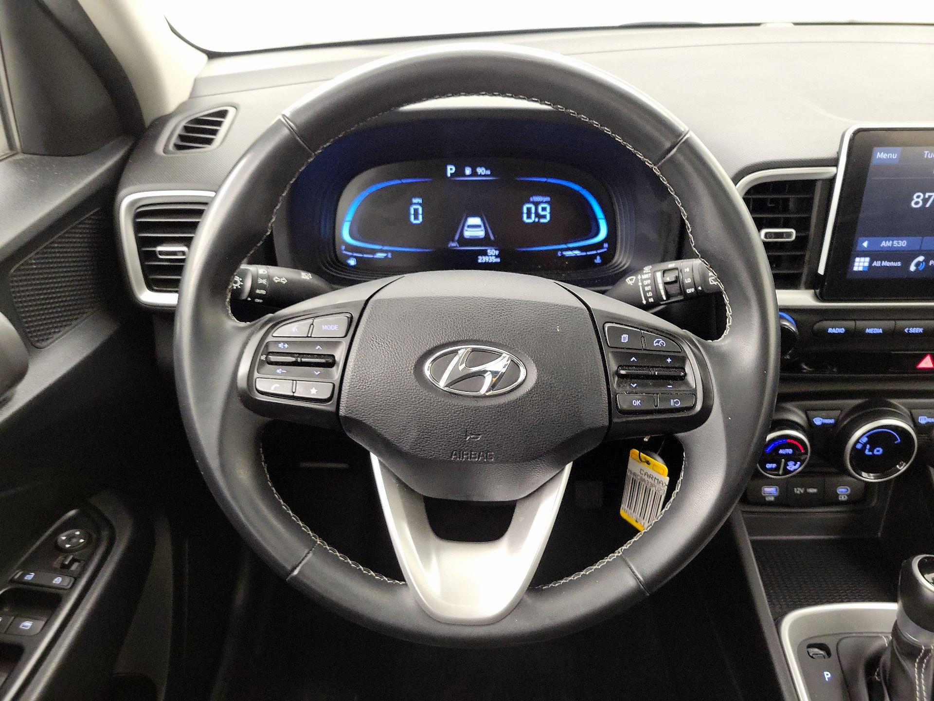 Thumbnail: 2023 Hyundai Venue - 10