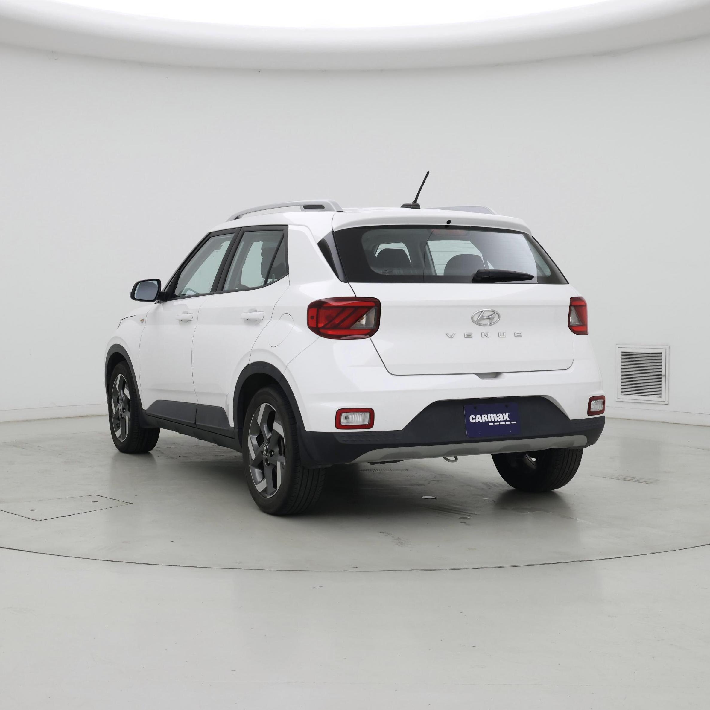 Thumbnail: 2023 Hyundai Venue - 2