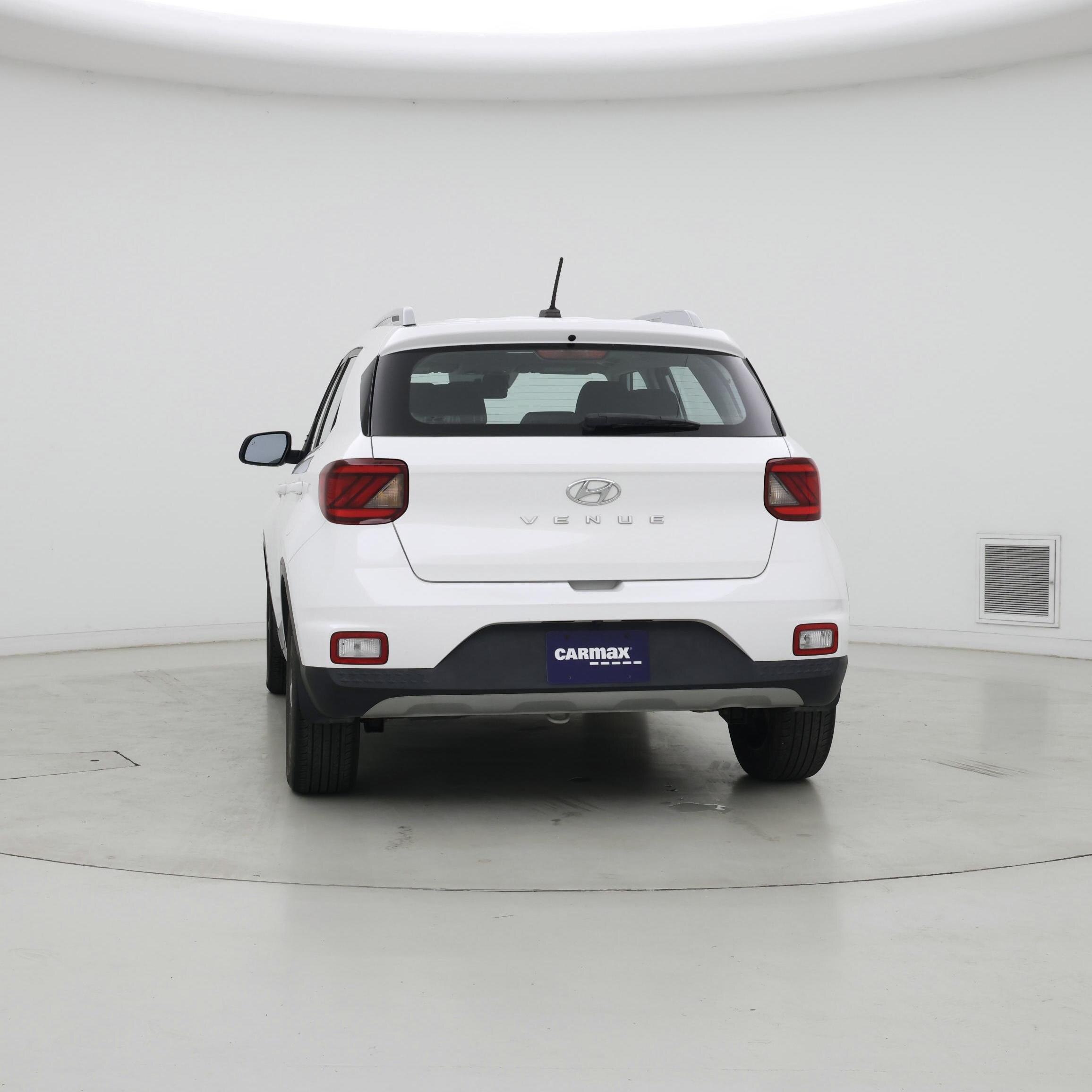 Thumbnail: 2023 Hyundai Venue - 6