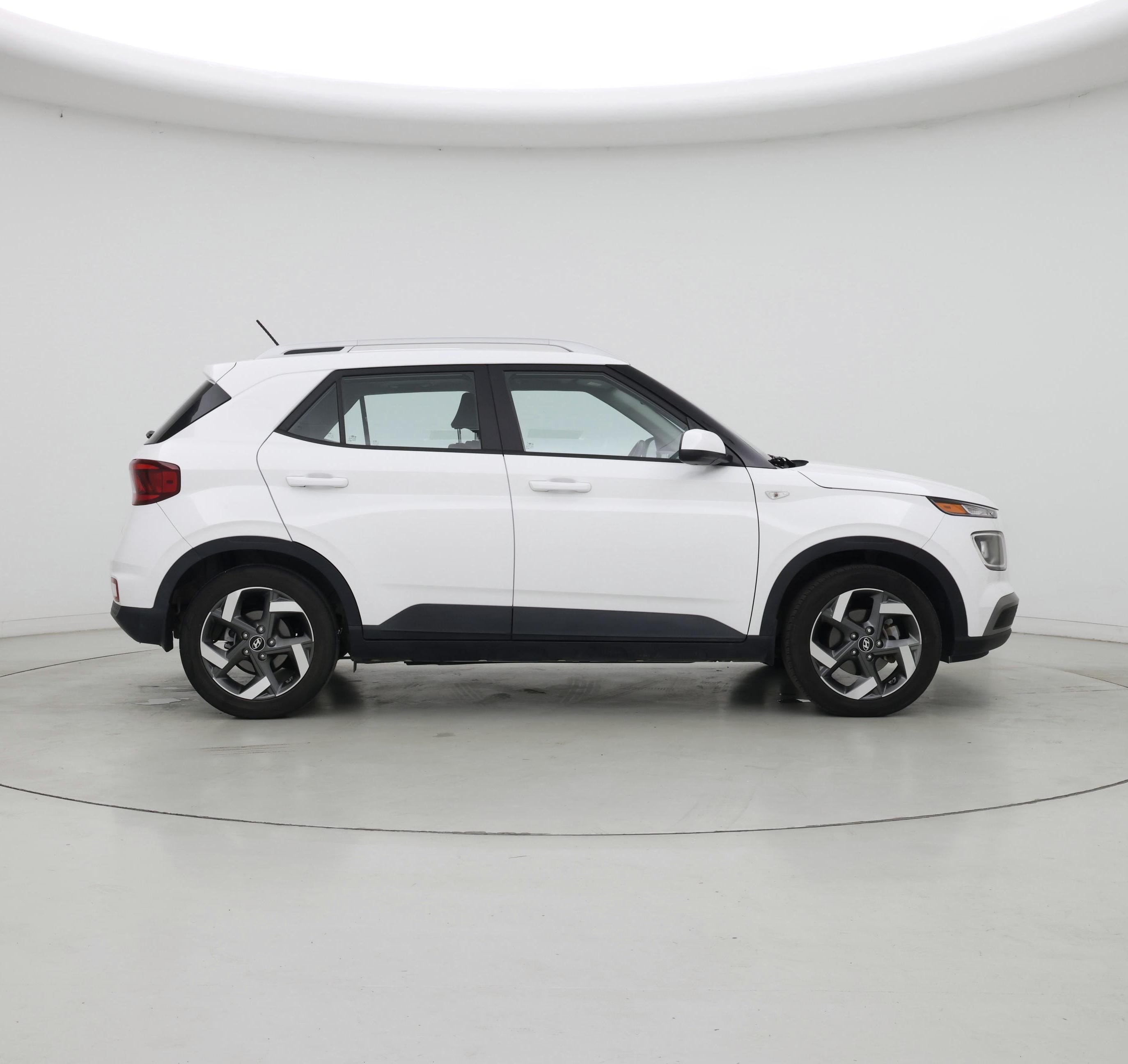 Thumbnail: 2023 Hyundai Venue - 7