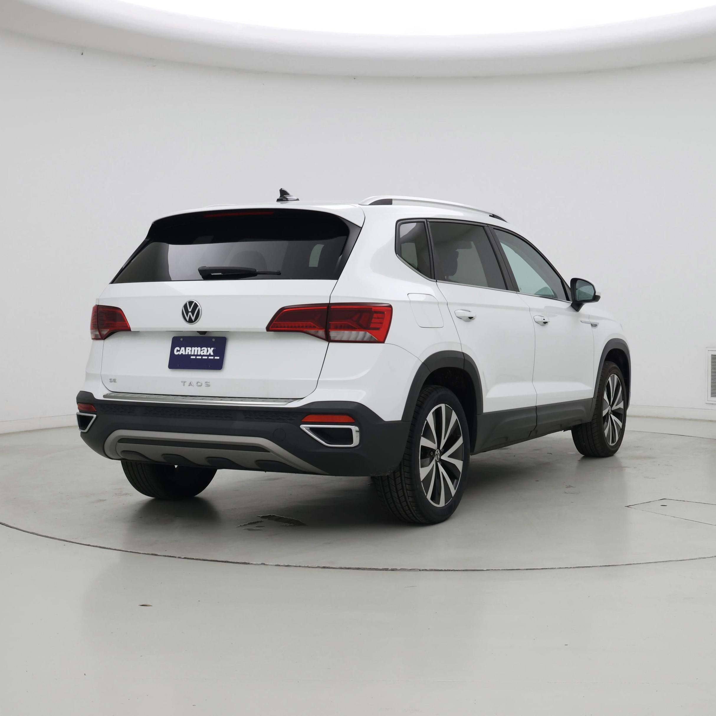 Thumbnail: 2023 Volkswagen Taos - 8
