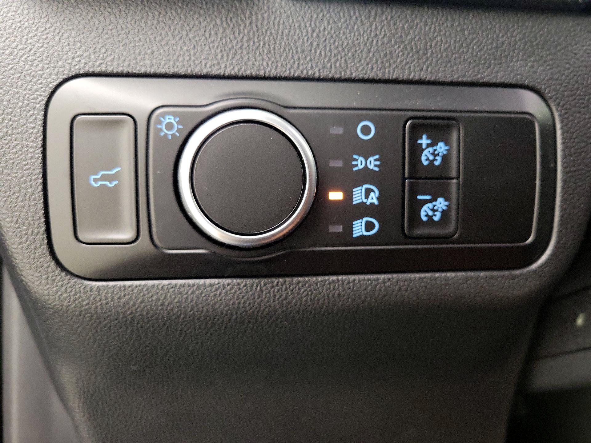 Thumbnail: 2025 Ford Bronco Sport - 13