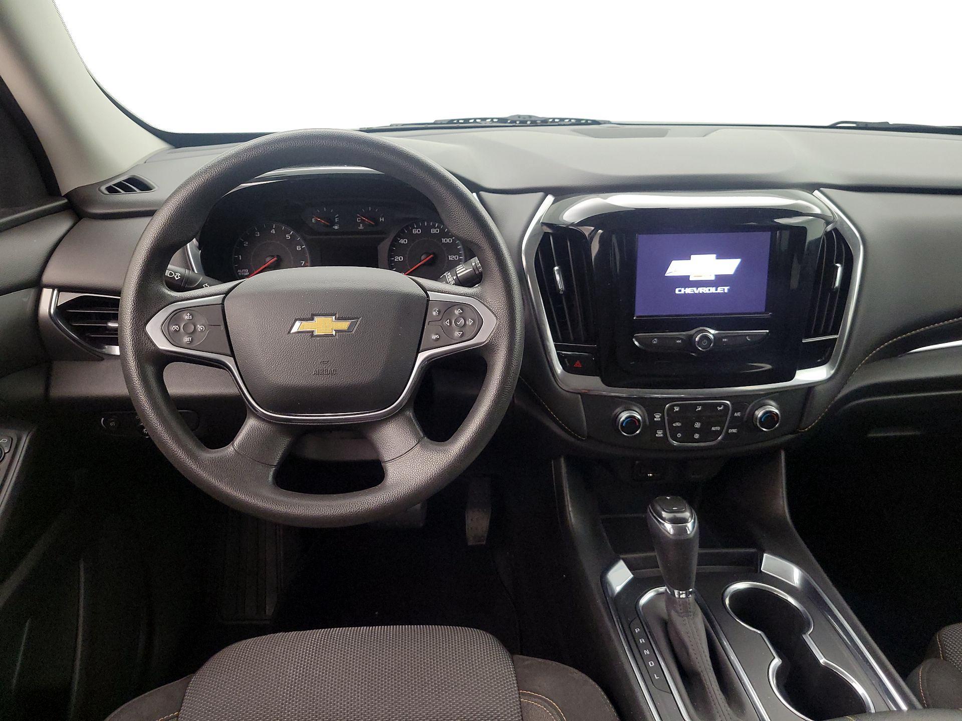 Thumbnail: 2020 Chevrolet Traverse - 10
