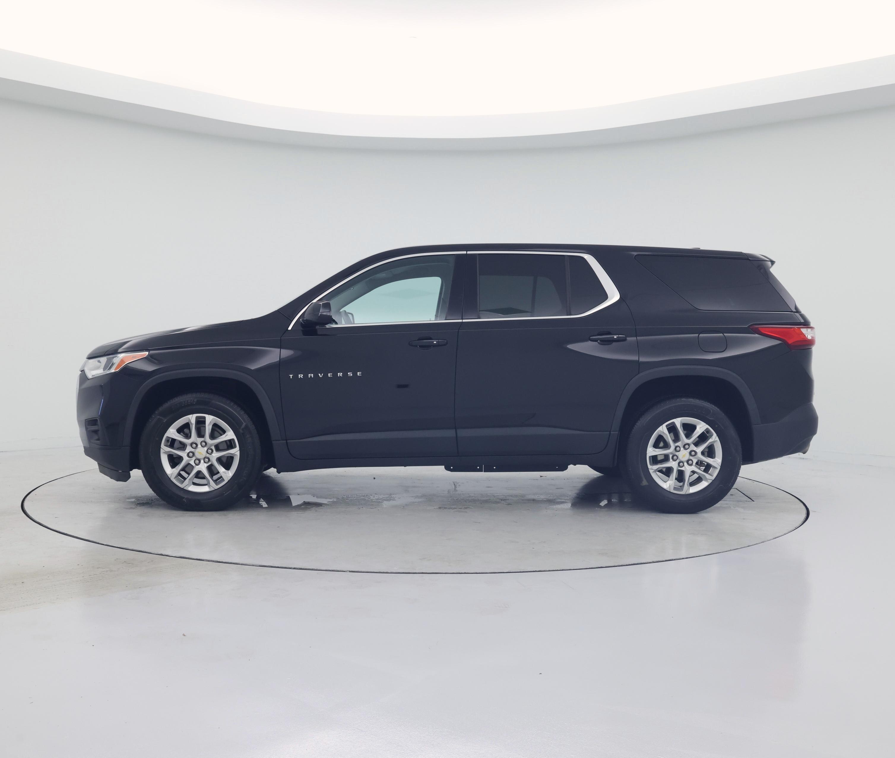 Thumbnail: 2020 Chevrolet Traverse - 3