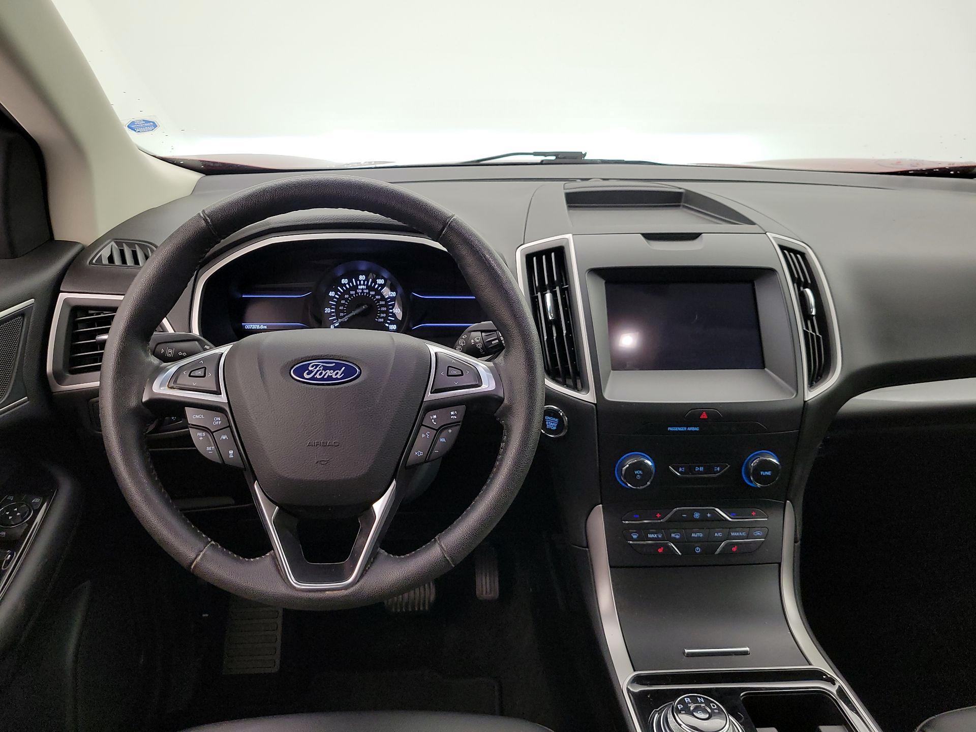 Thumbnail: 2020 Ford Edge - 10