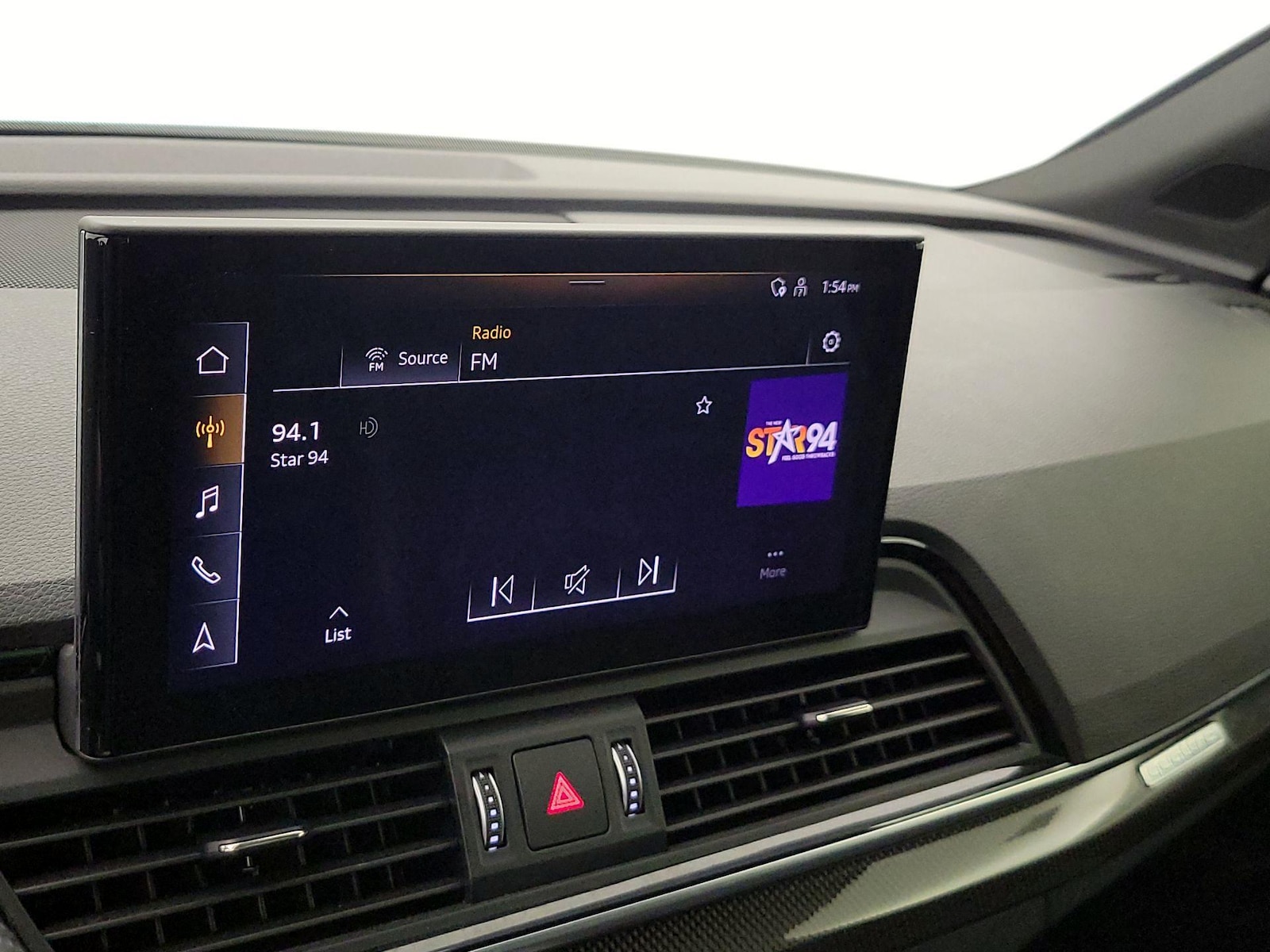 2022 Audi SQ5 Premium Plus - Photo 17