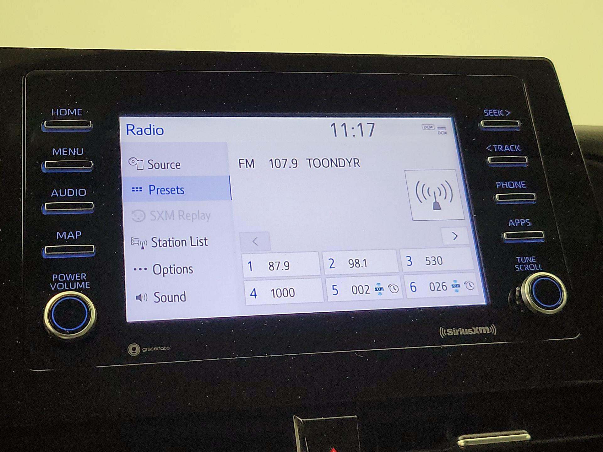 Thumbnail: 2023 Toyota Camry - 15