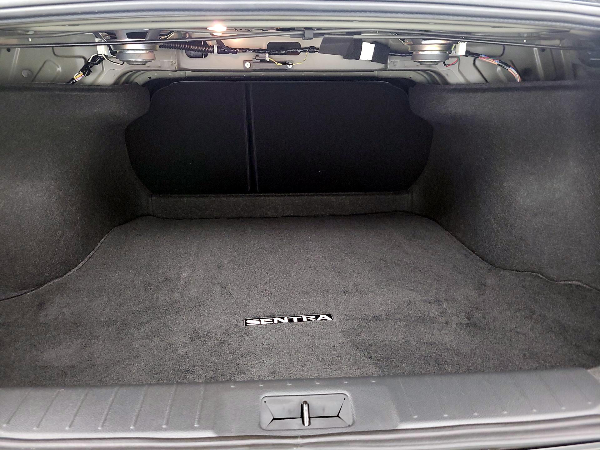 Thumbnail: 2024 Nissan Sentra - 20