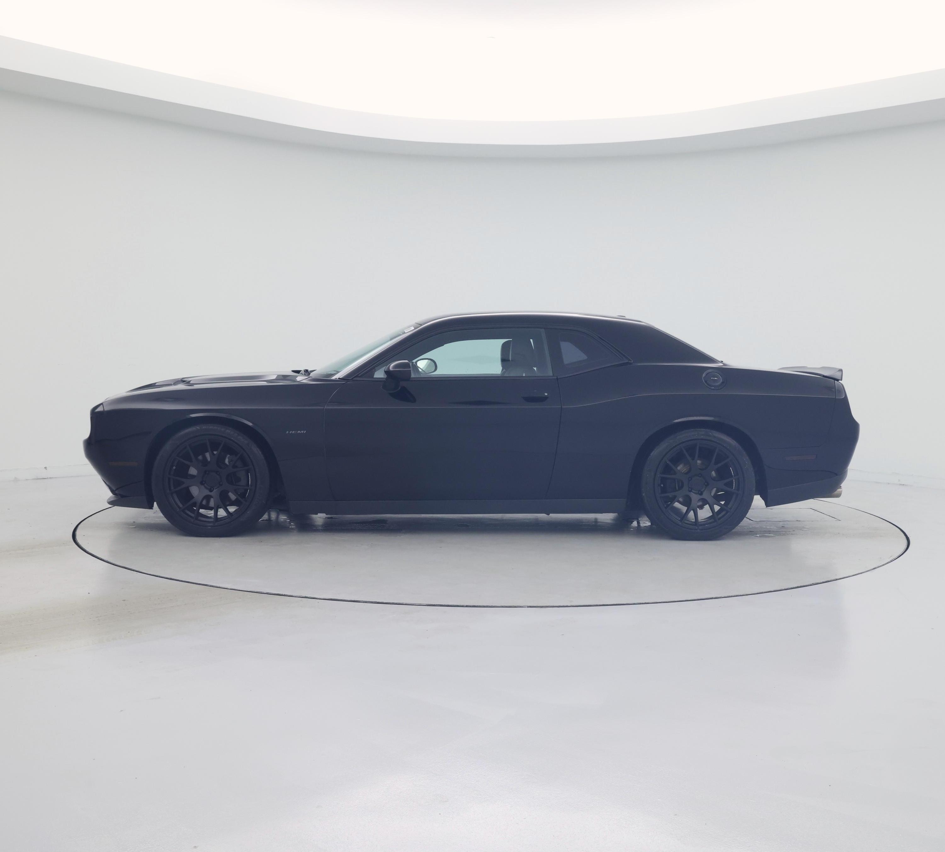 Thumbnail: 2016 Dodge Challenger - 3