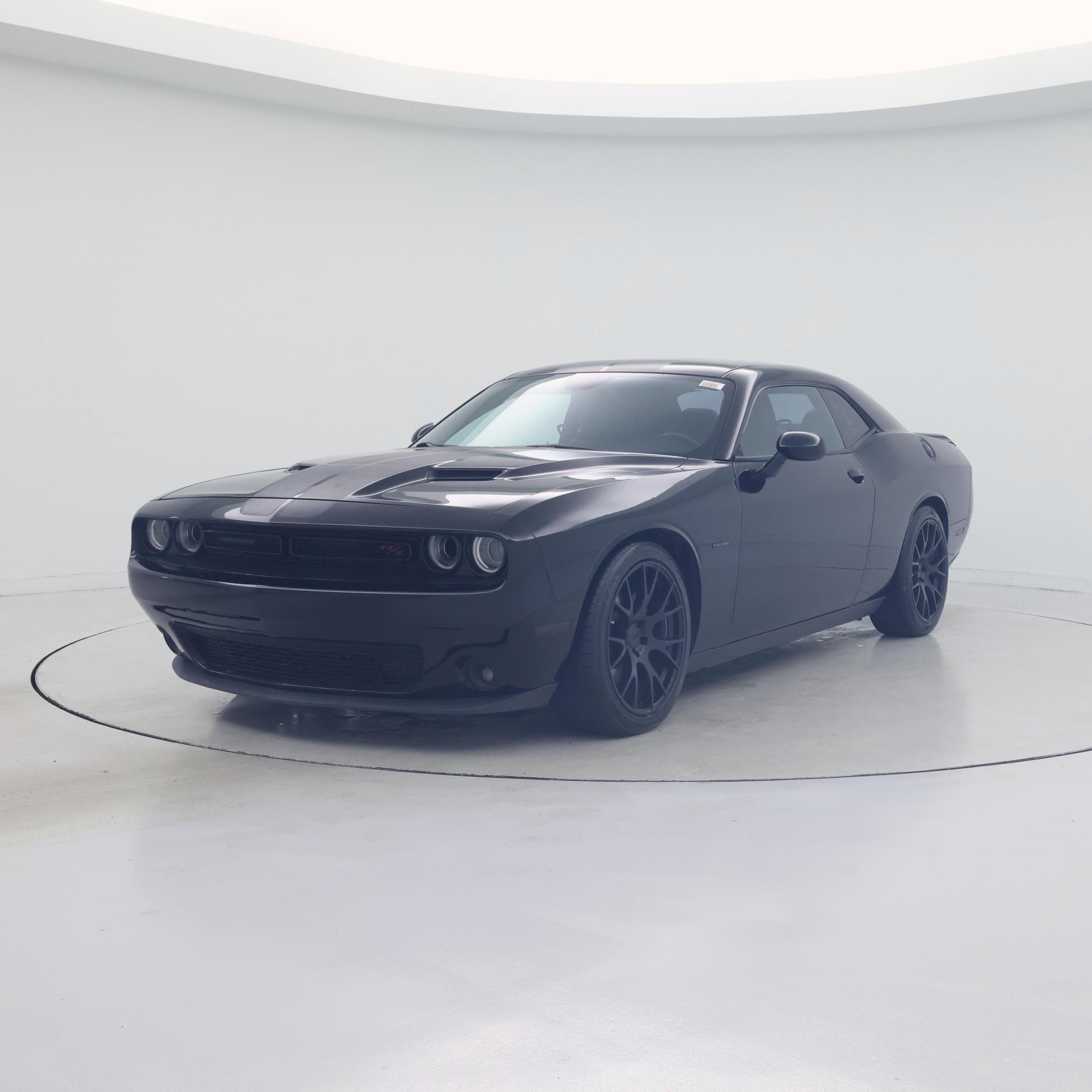Thumbnail: 2016 Dodge Challenger - 4