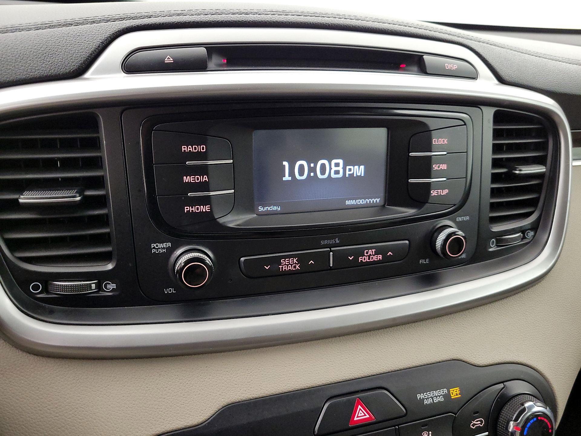 Thumbnail: 2016 Kia Sorento - 15