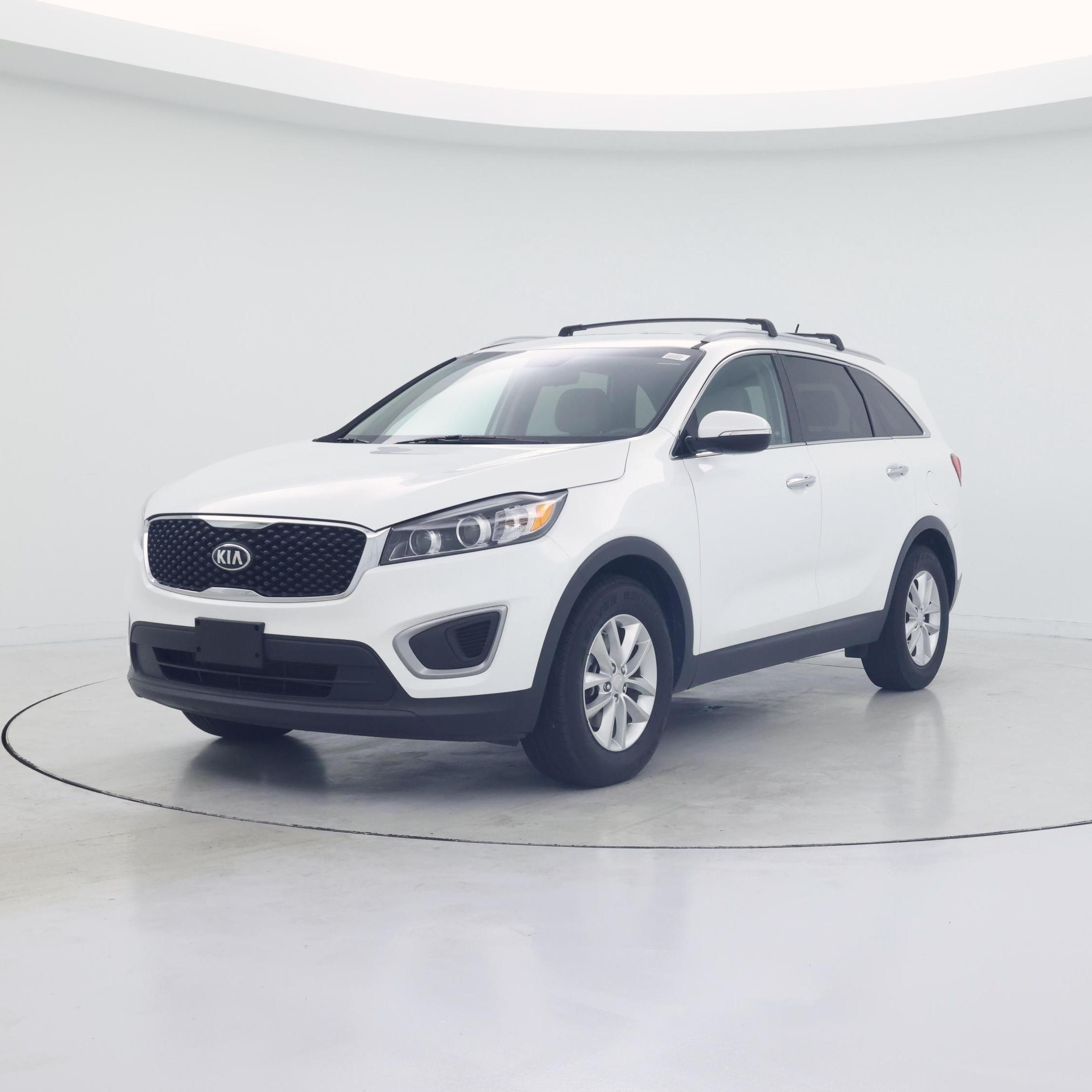 Thumbnail: 2016 Kia Sorento - 4