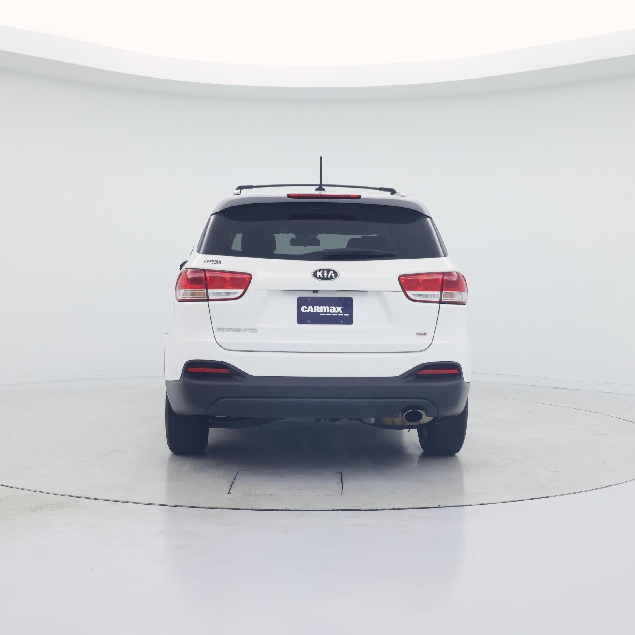 Thumbnail: 2016 Kia Sorento - 6