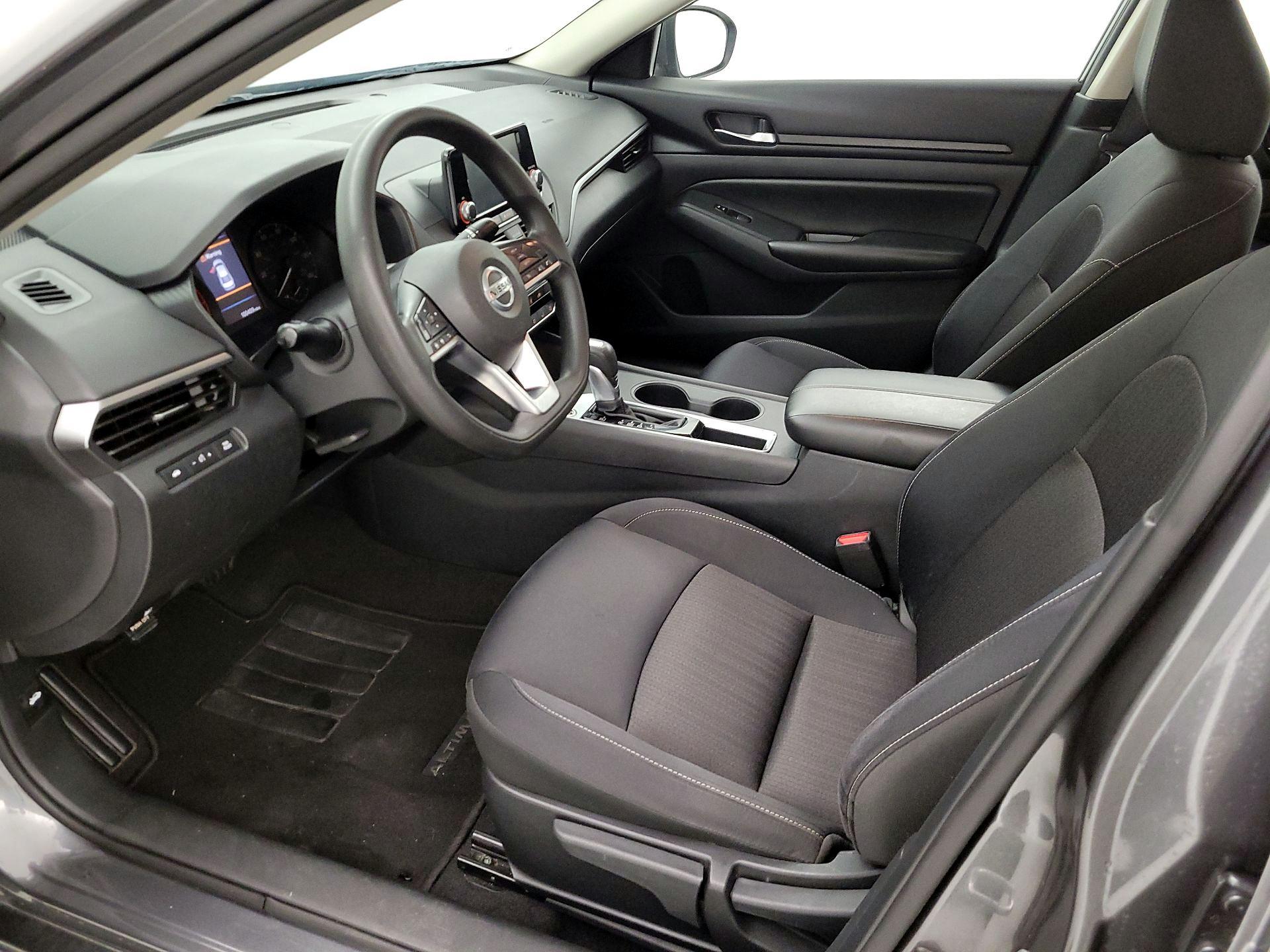 Thumbnail: 2022 Nissan Altima - 11