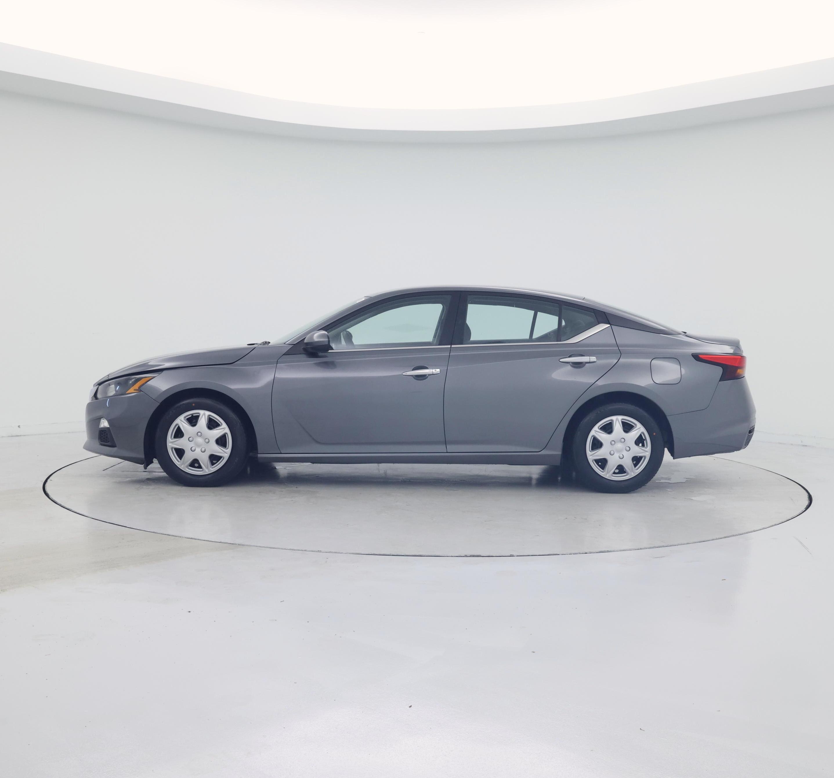 Thumbnail: 2022 Nissan Altima - 3