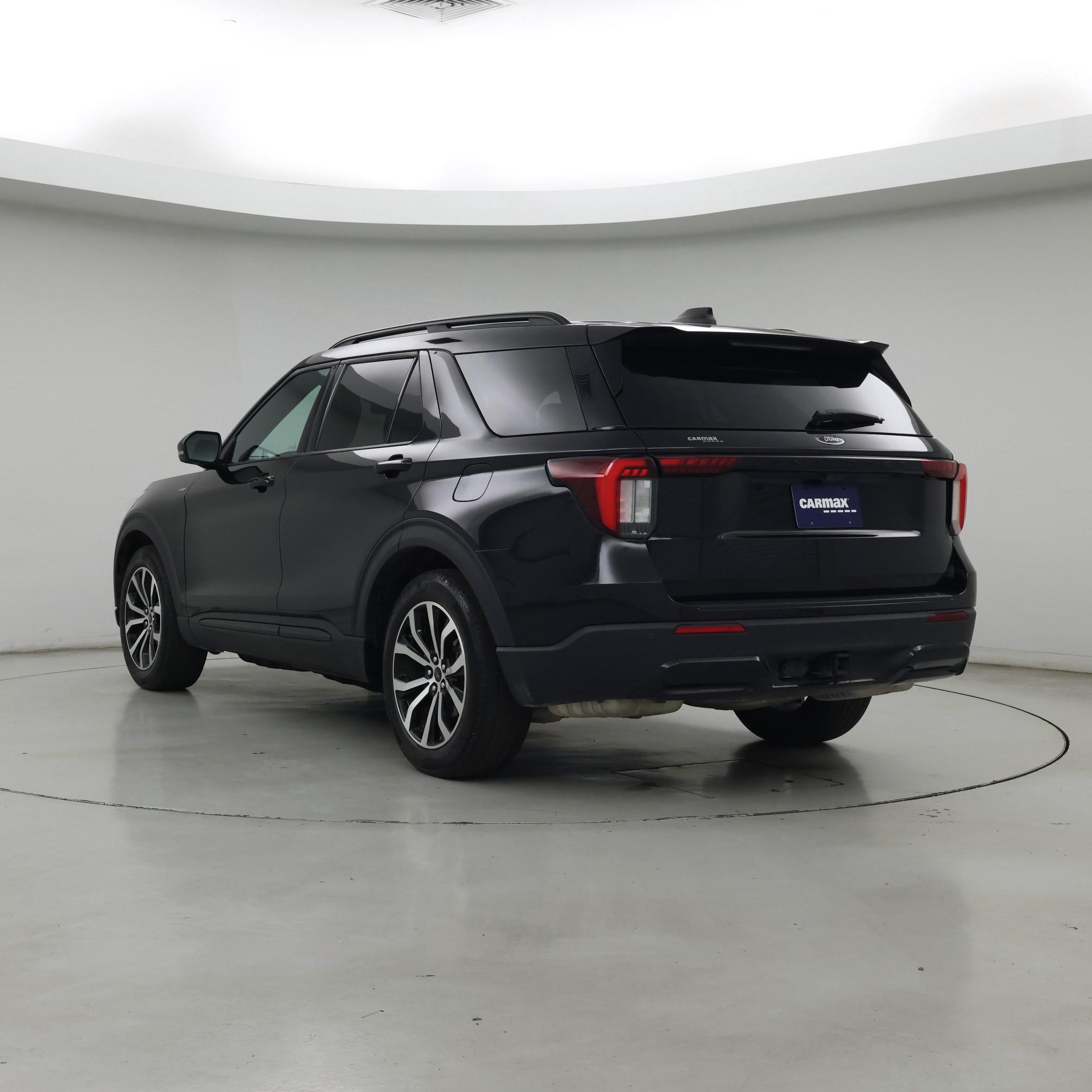 Thumbnail: 2025 Ford Explorer - 2