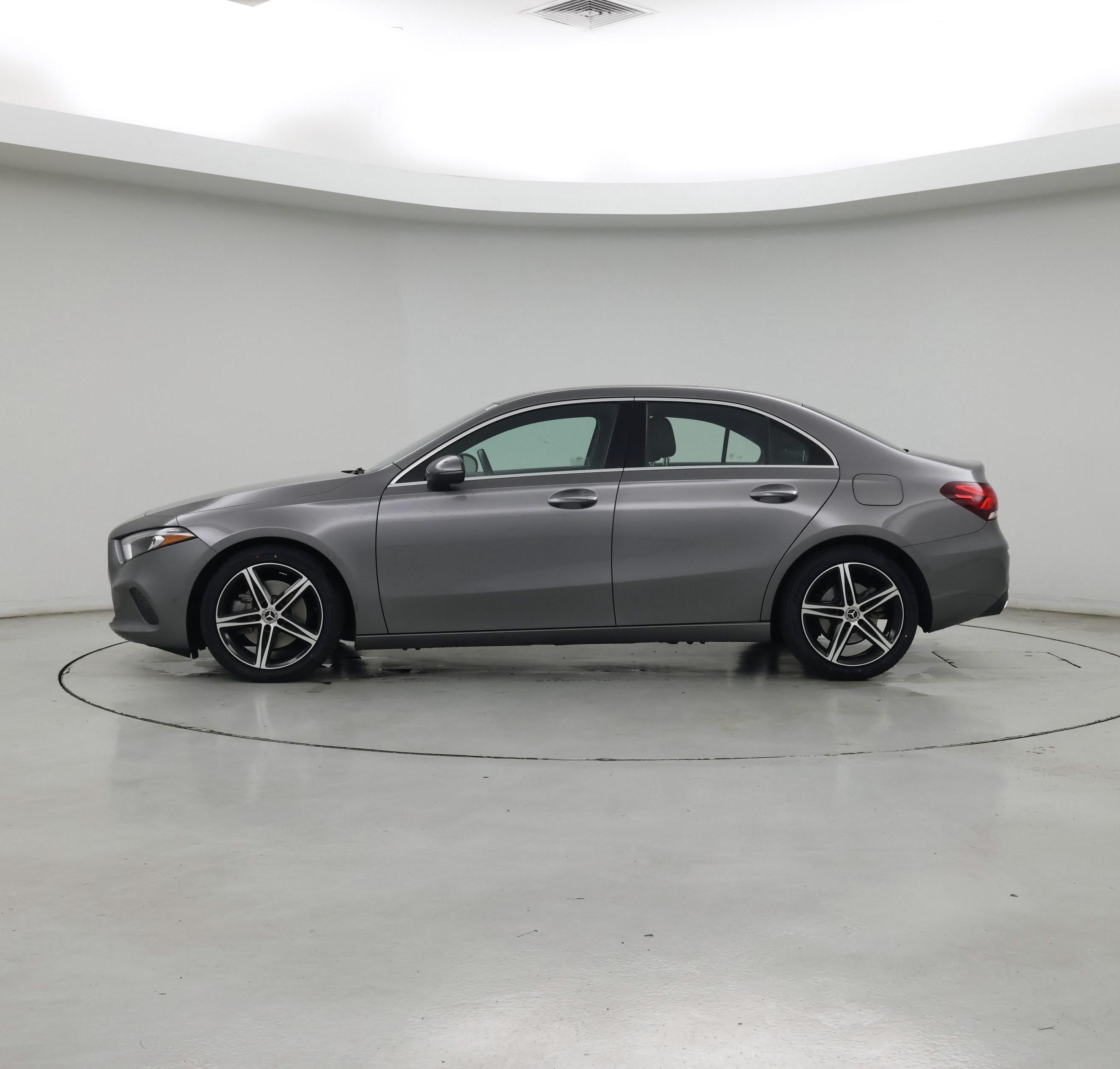 Thumbnail: 2022 Mercedes-Benz A-Class - 3