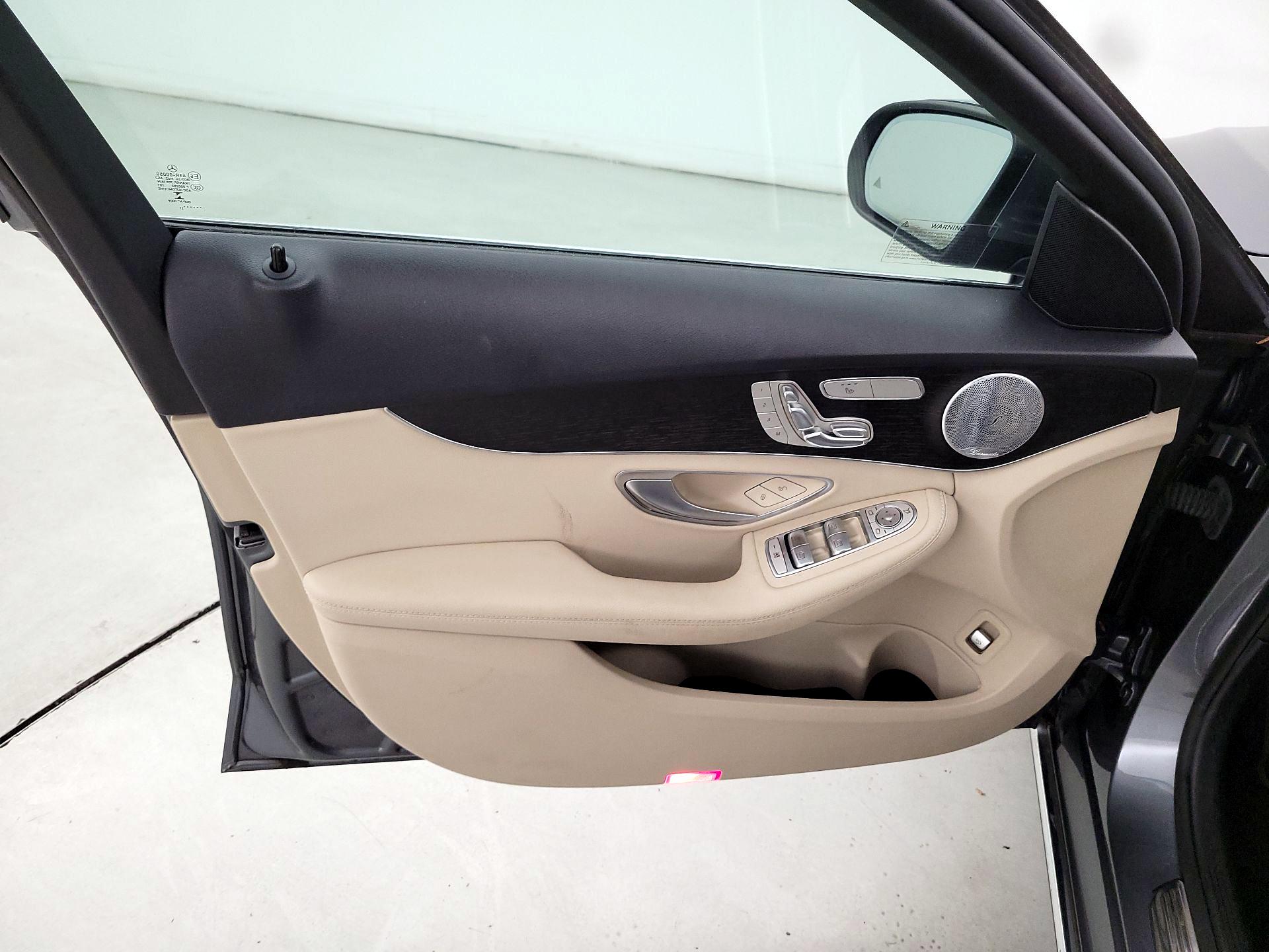 Thumbnail: 2021 Mercedes-Benz C-Class - 12