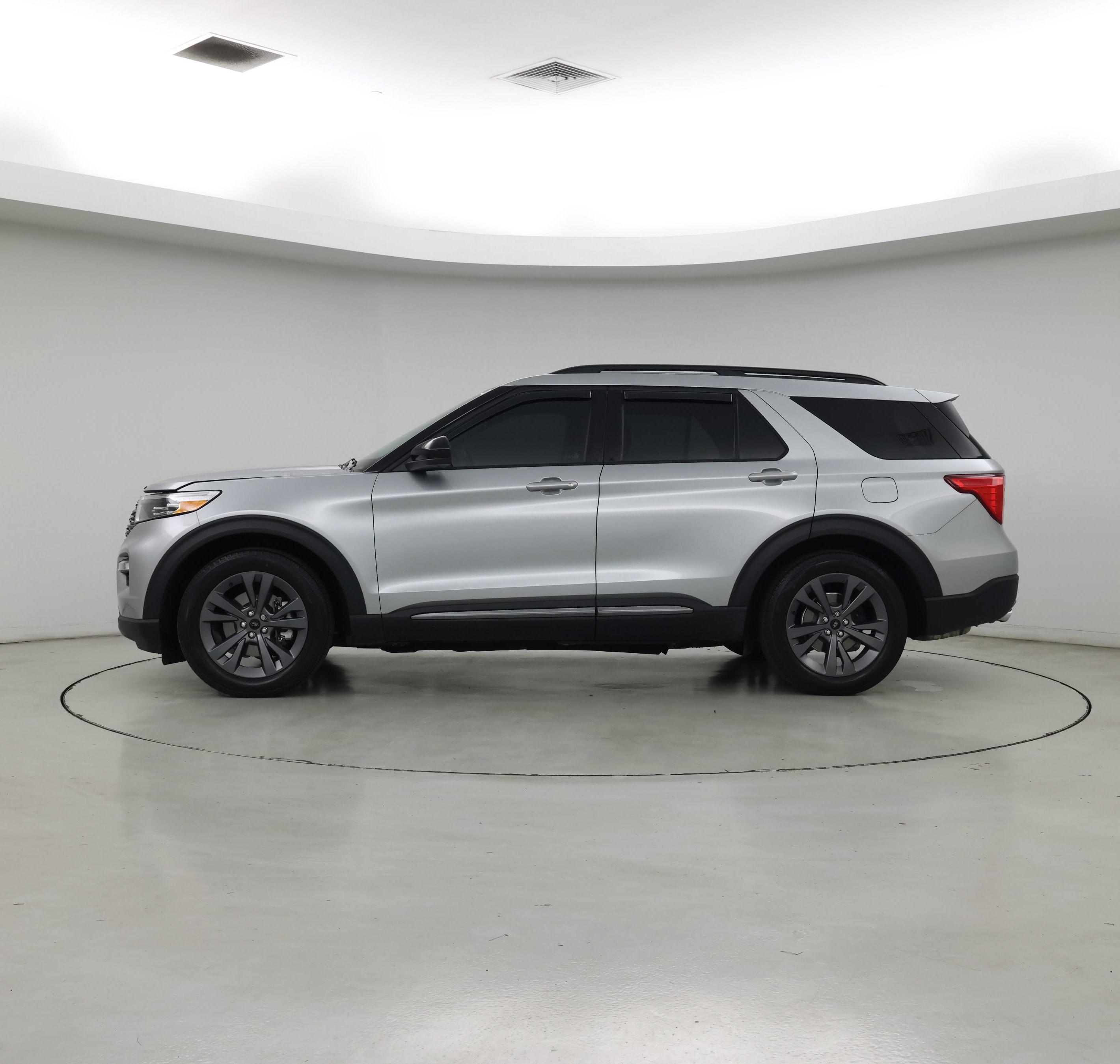 Thumbnail: 2024 Ford Explorer - 3