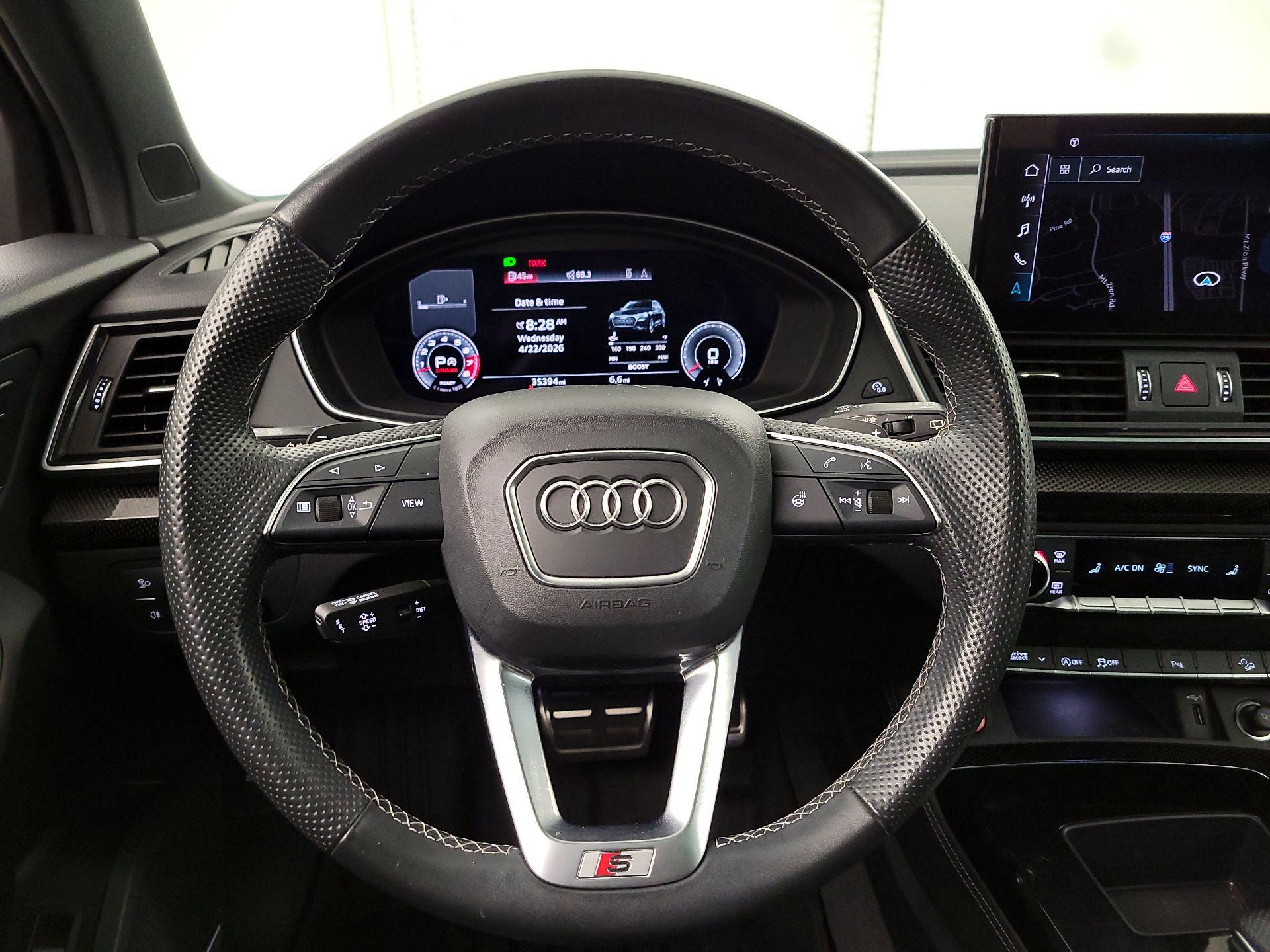 Thumbnail: 2022 Audi SQ5 - 10