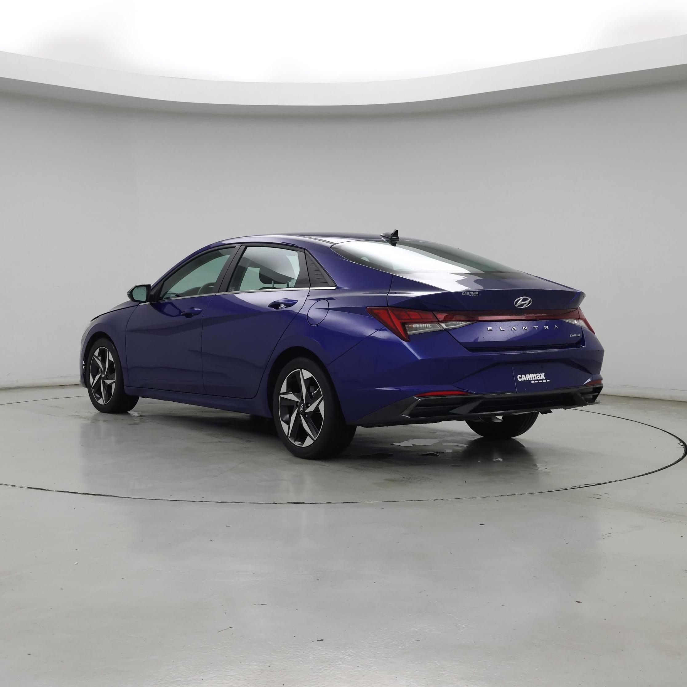 Thumbnail: 2022 Hyundai Elantra - 2