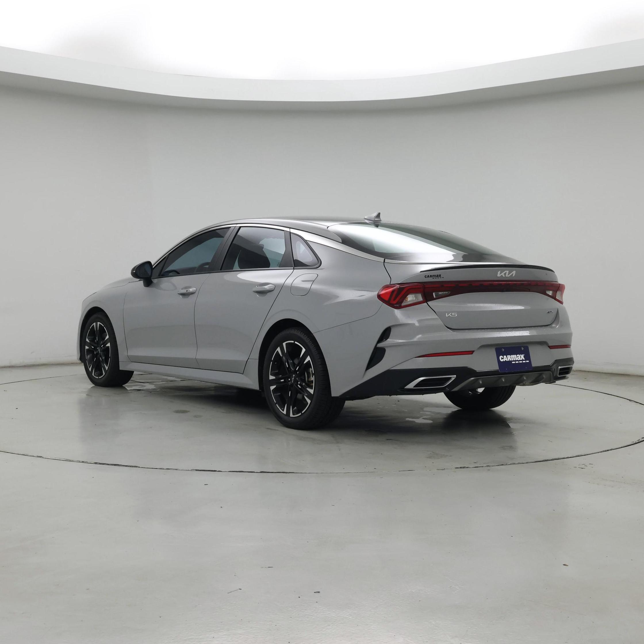 Thumbnail: 2023 Kia K5 - 2