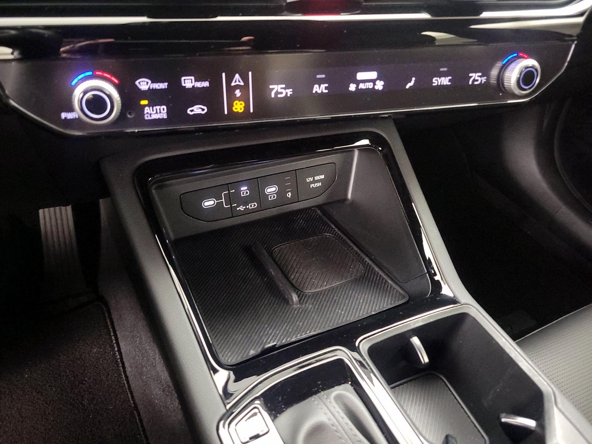 Thumbnail: 2025 Kia K5 - 17