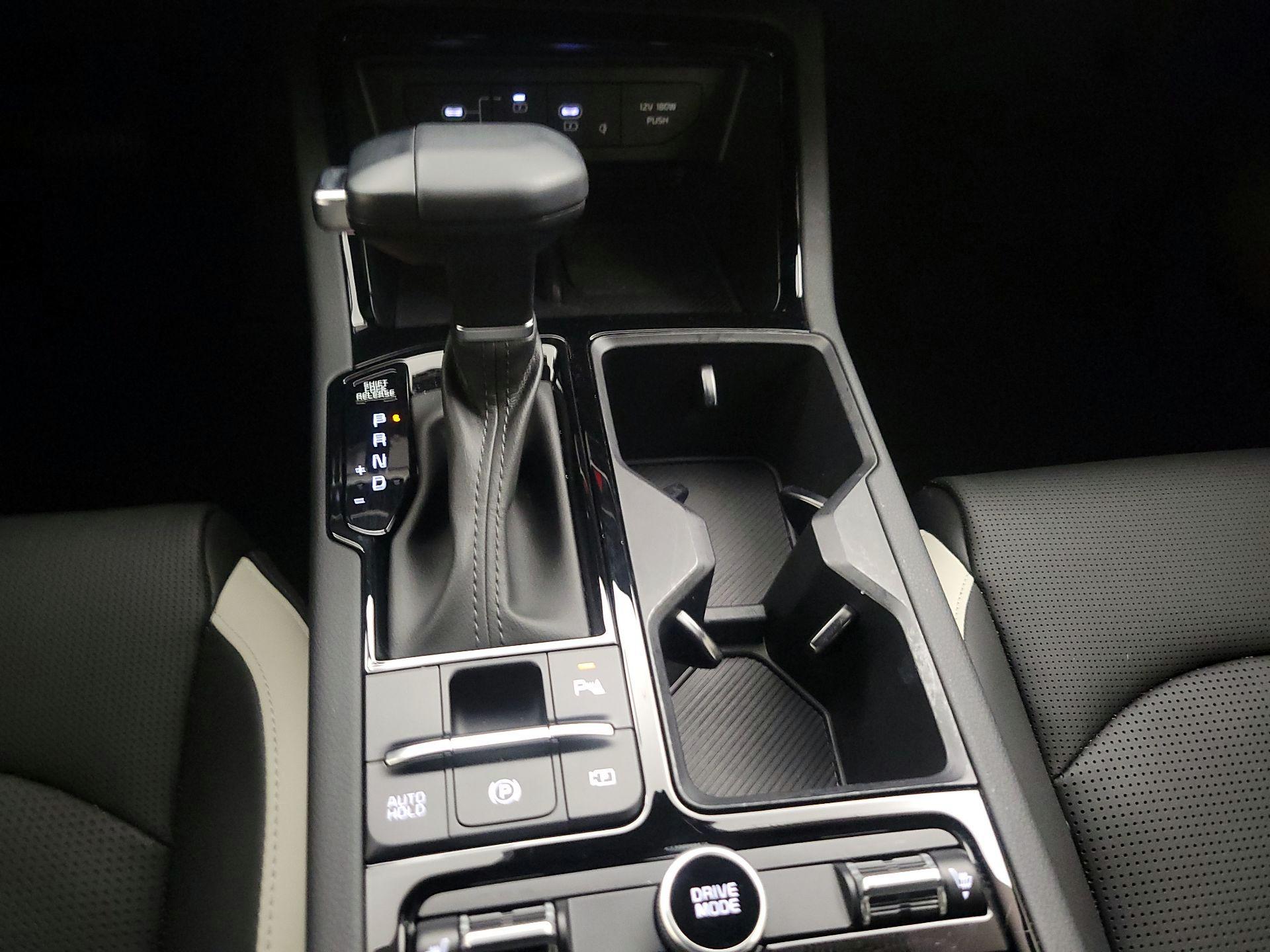 Thumbnail: 2025 Kia K5 - 18