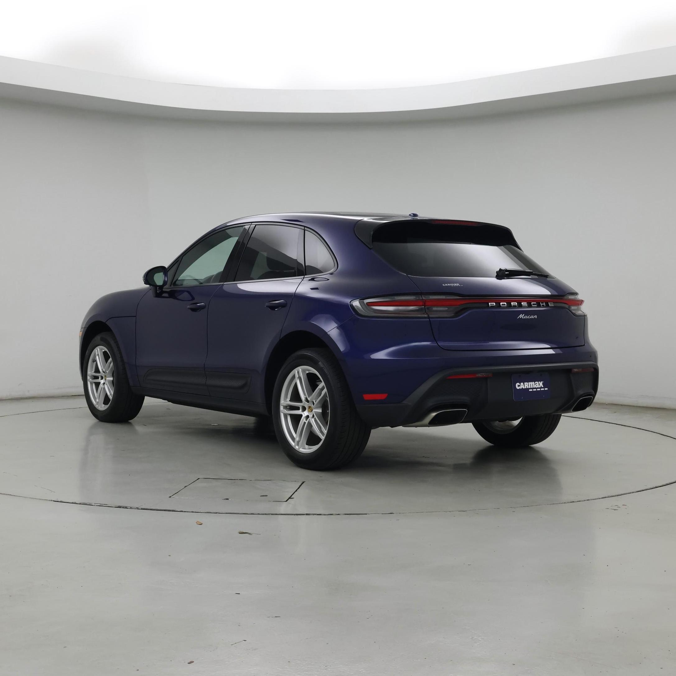 Thumbnail: 2022 Porsche Macan - 2