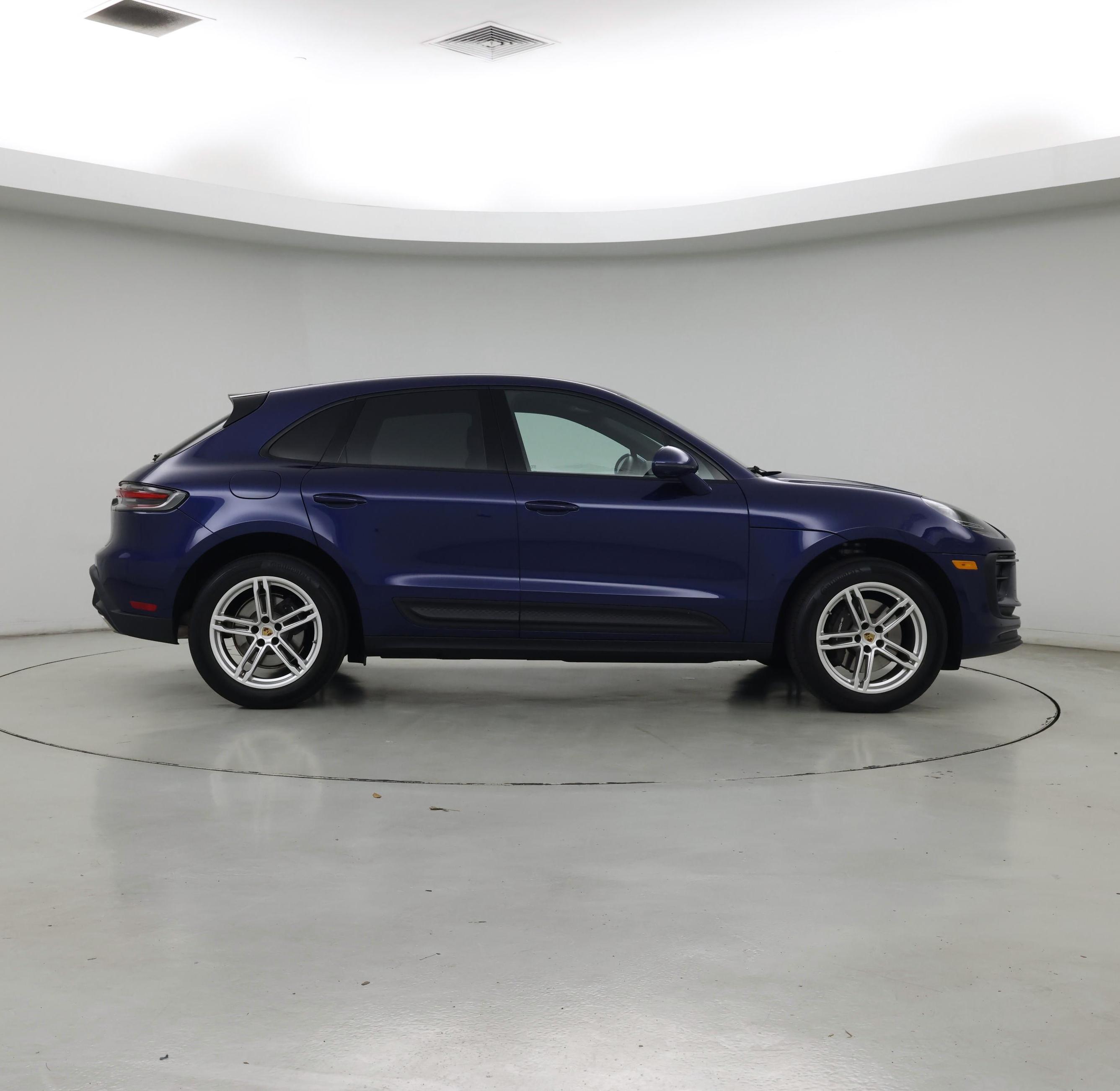 Thumbnail: 2022 Porsche Macan - 7