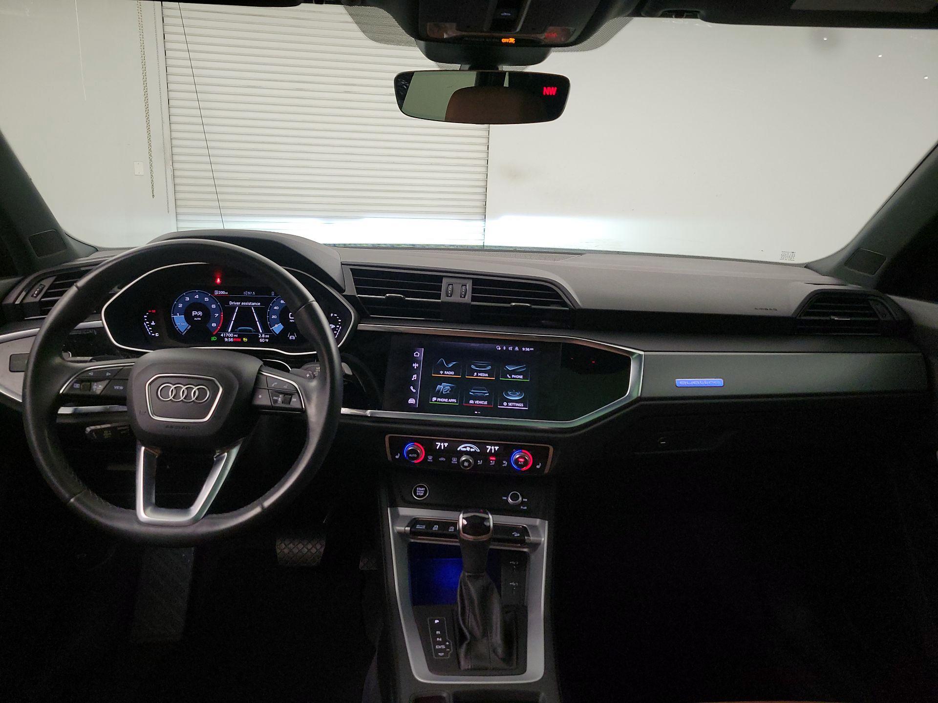 Thumbnail: 2022 Audi Q3 - 9