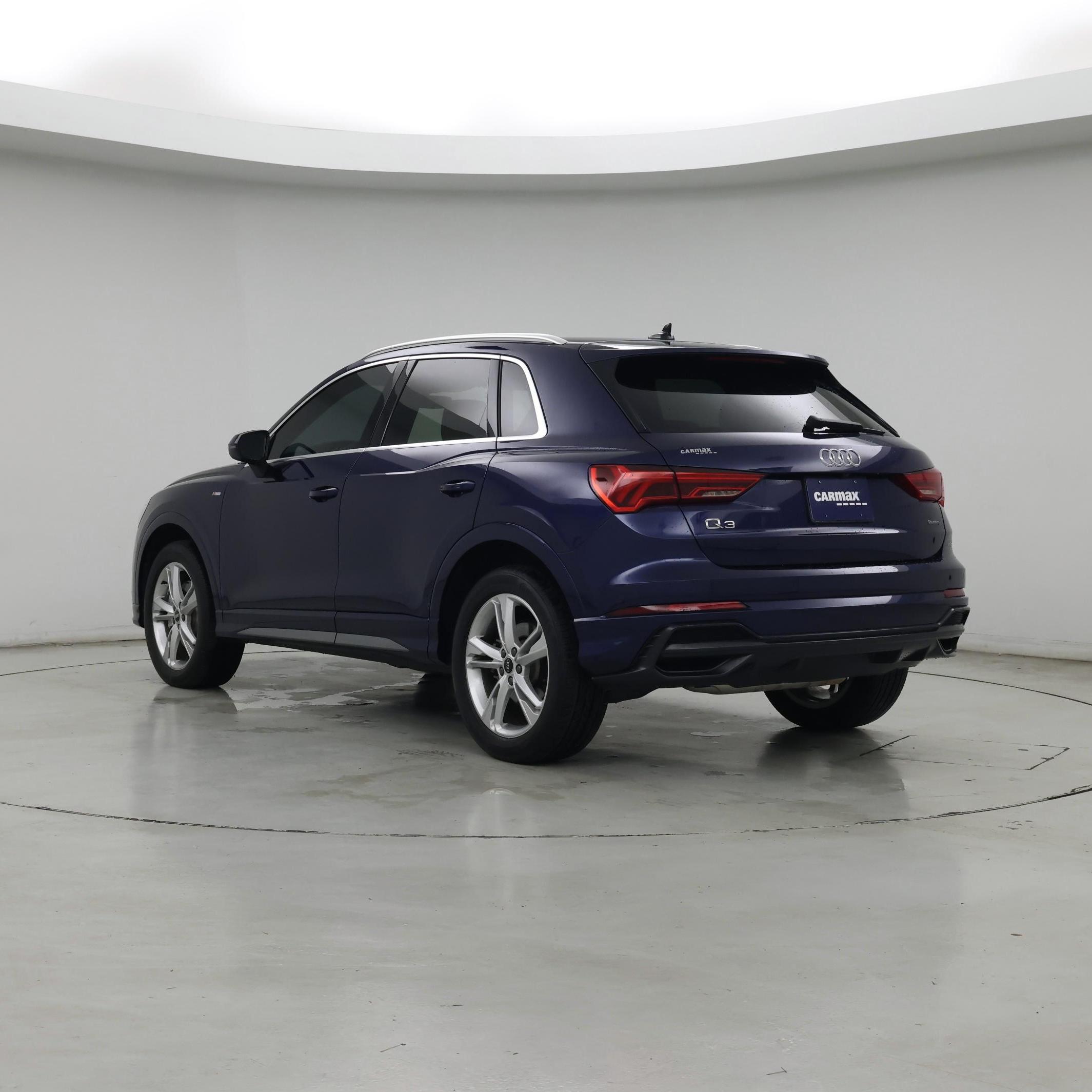 Thumbnail: 2022 Audi Q3 - 2