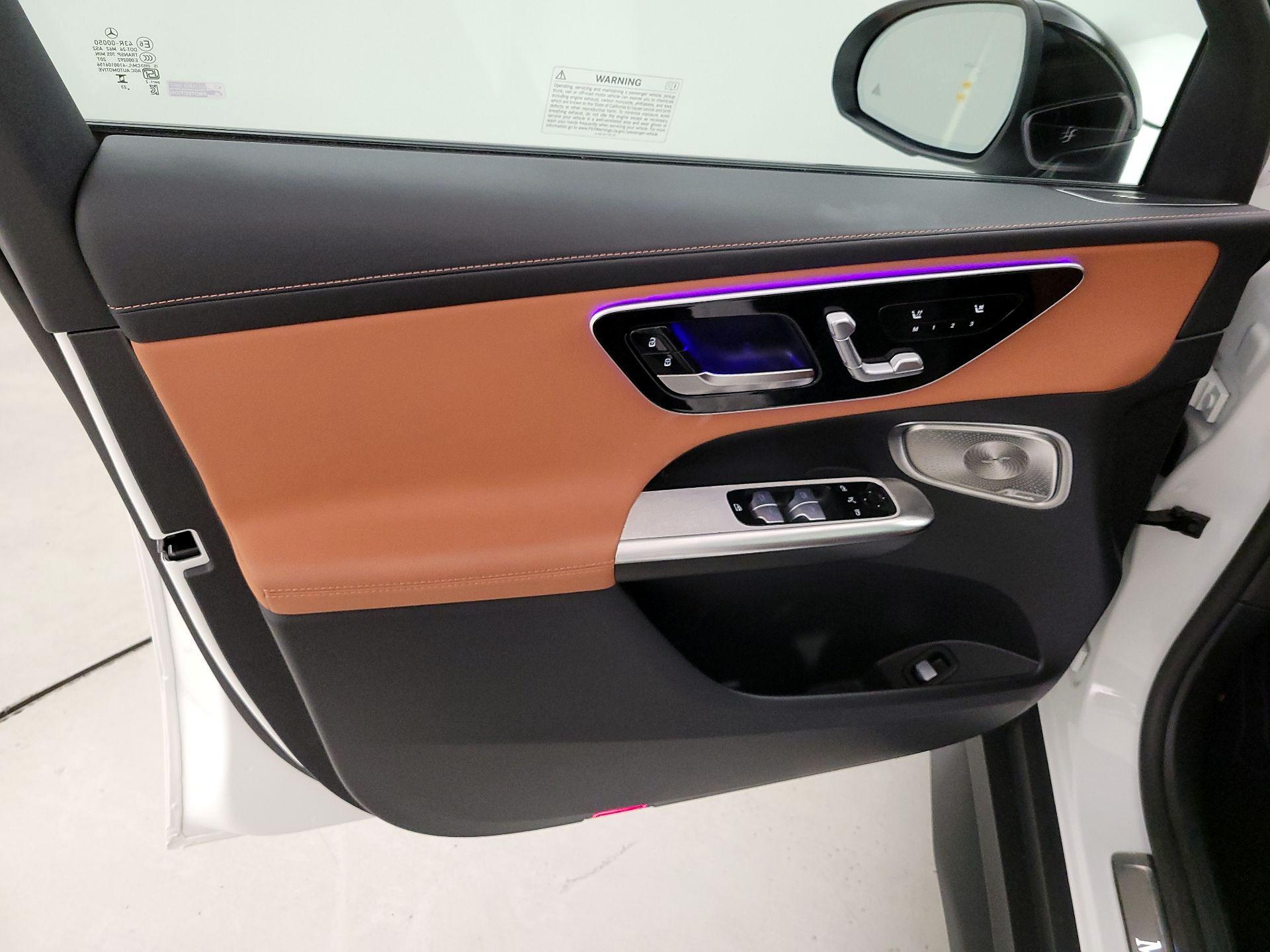 Thumbnail: 2024 Mercedes-Benz GLC - 12