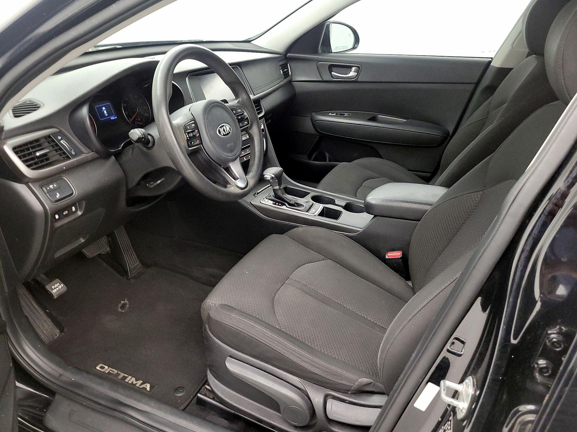 Thumbnail: 2018 Kia Optima - 11