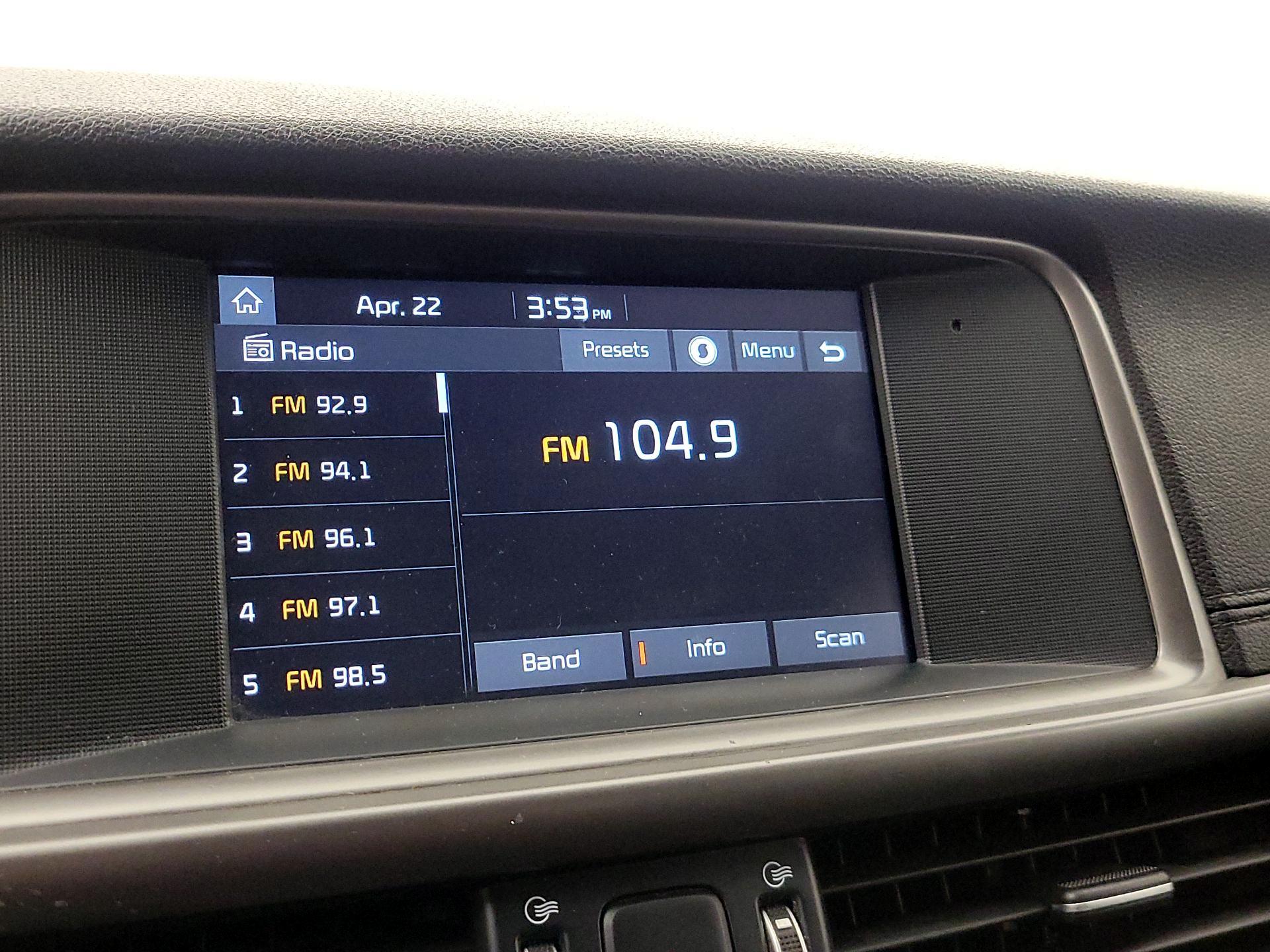 Thumbnail: 2018 Kia Optima - 15