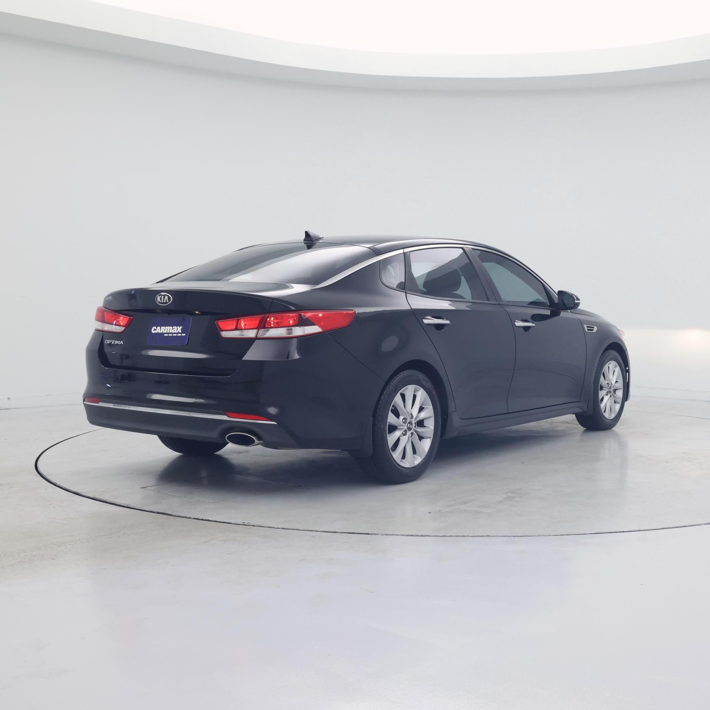 Thumbnail: 2018 Kia Optima - 8