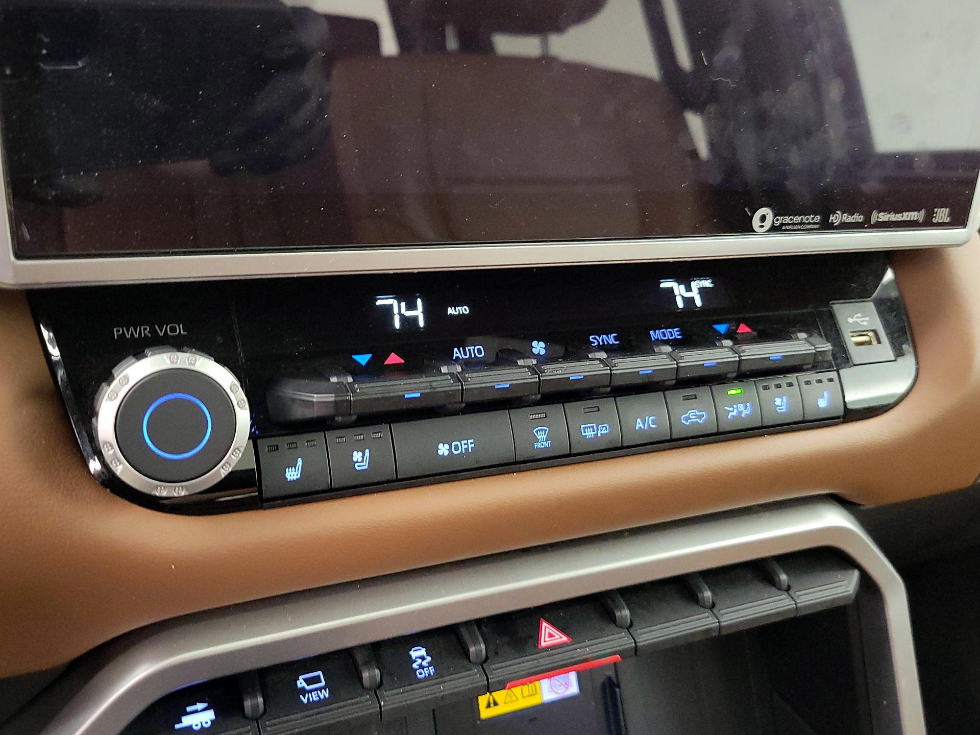 Thumbnail: 2024 Toyota Tundra - 17