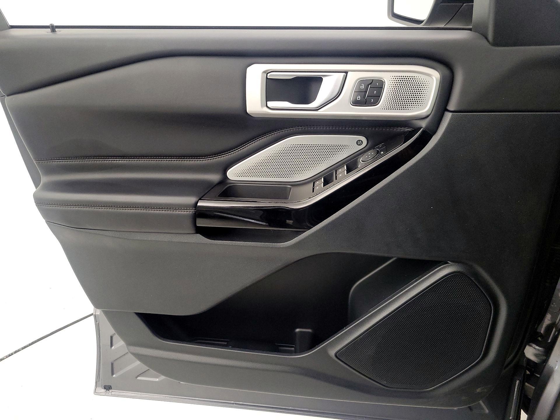 Thumbnail: 2022 Ford Explorer - 12