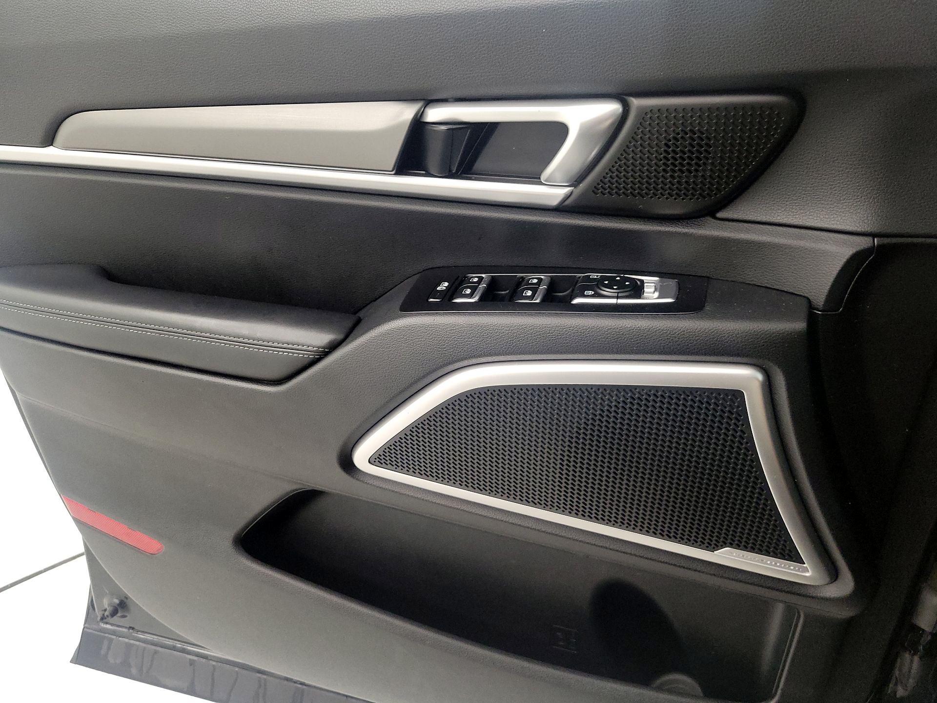 Thumbnail: 2022 Kia Telluride - 12