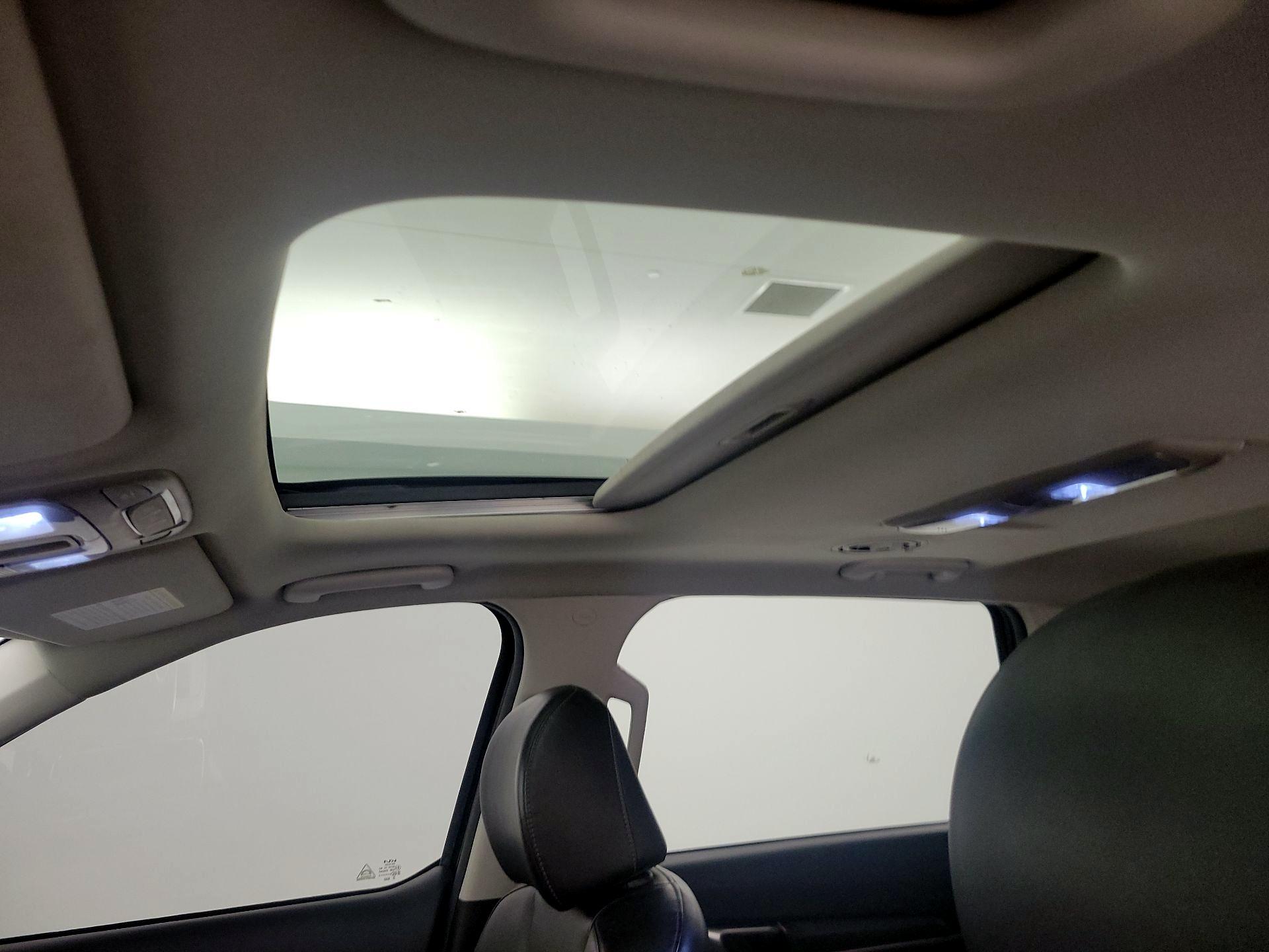 Thumbnail: 2022 Kia Telluride - 20