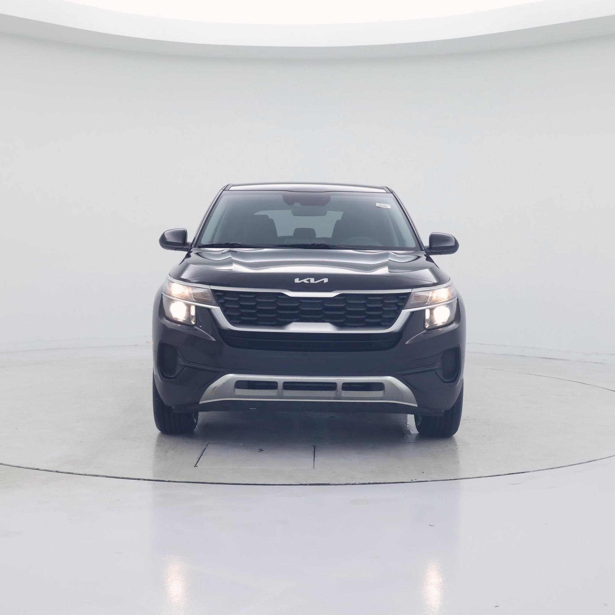 Thumbnail: 2023 Kia Seltos - 5