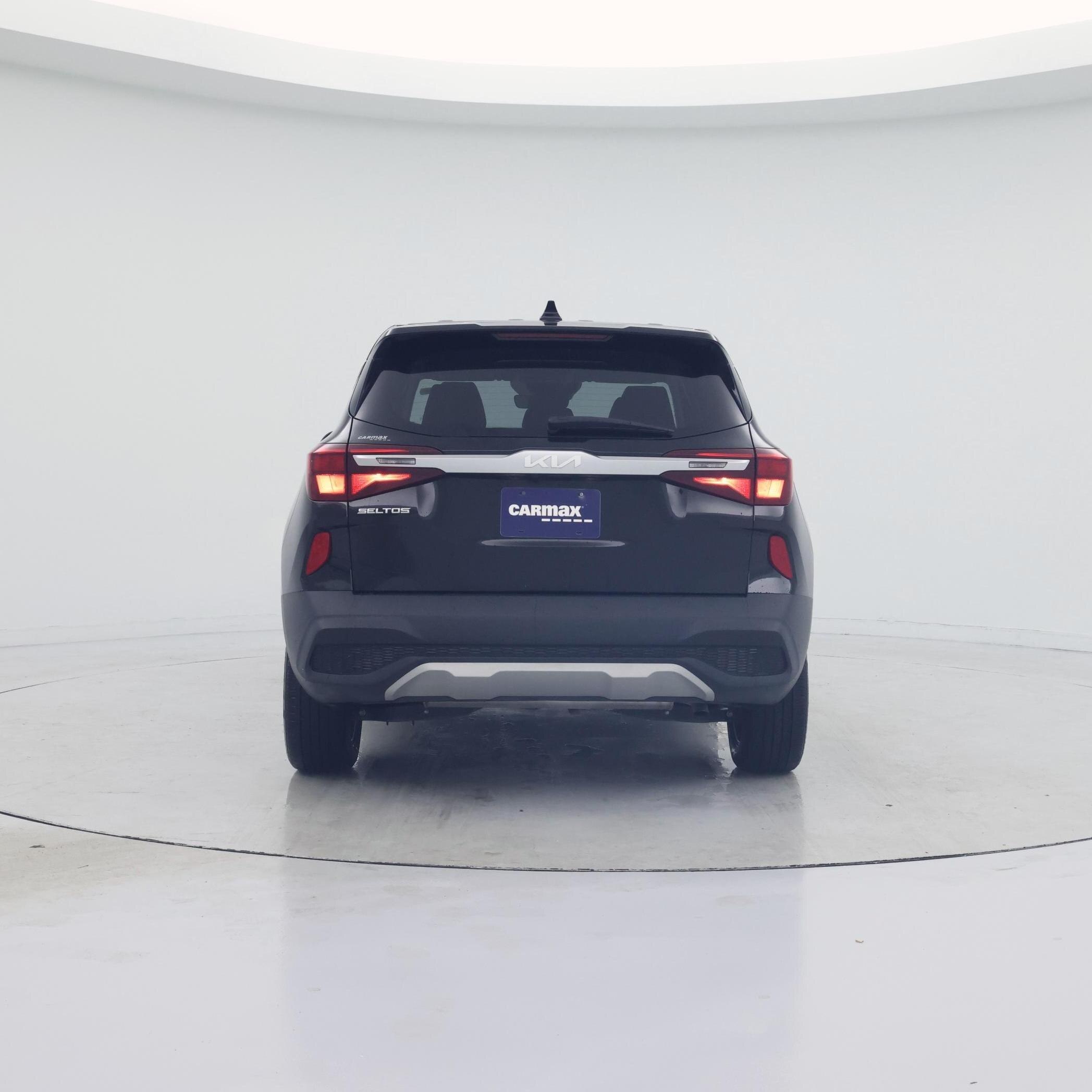 Thumbnail: 2023 Kia Seltos - 6